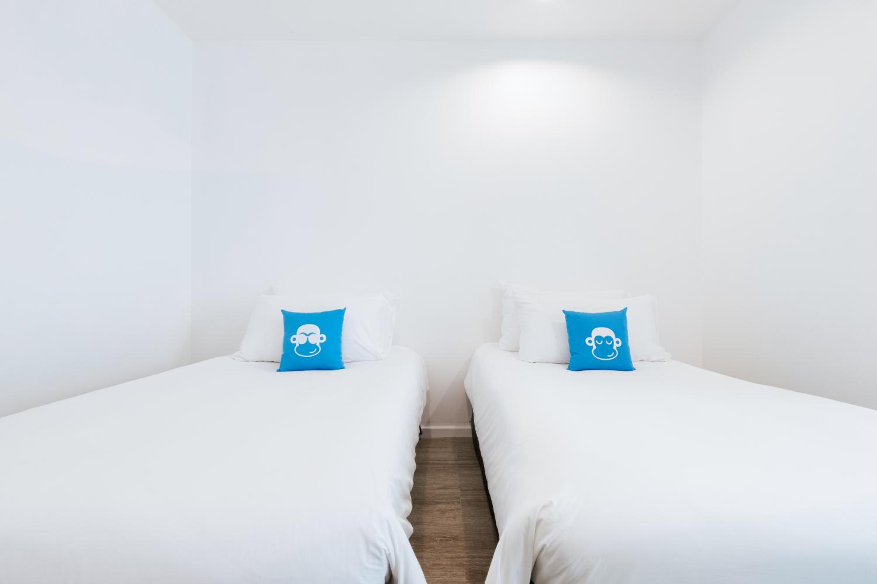 Superior Twin Room photo 3