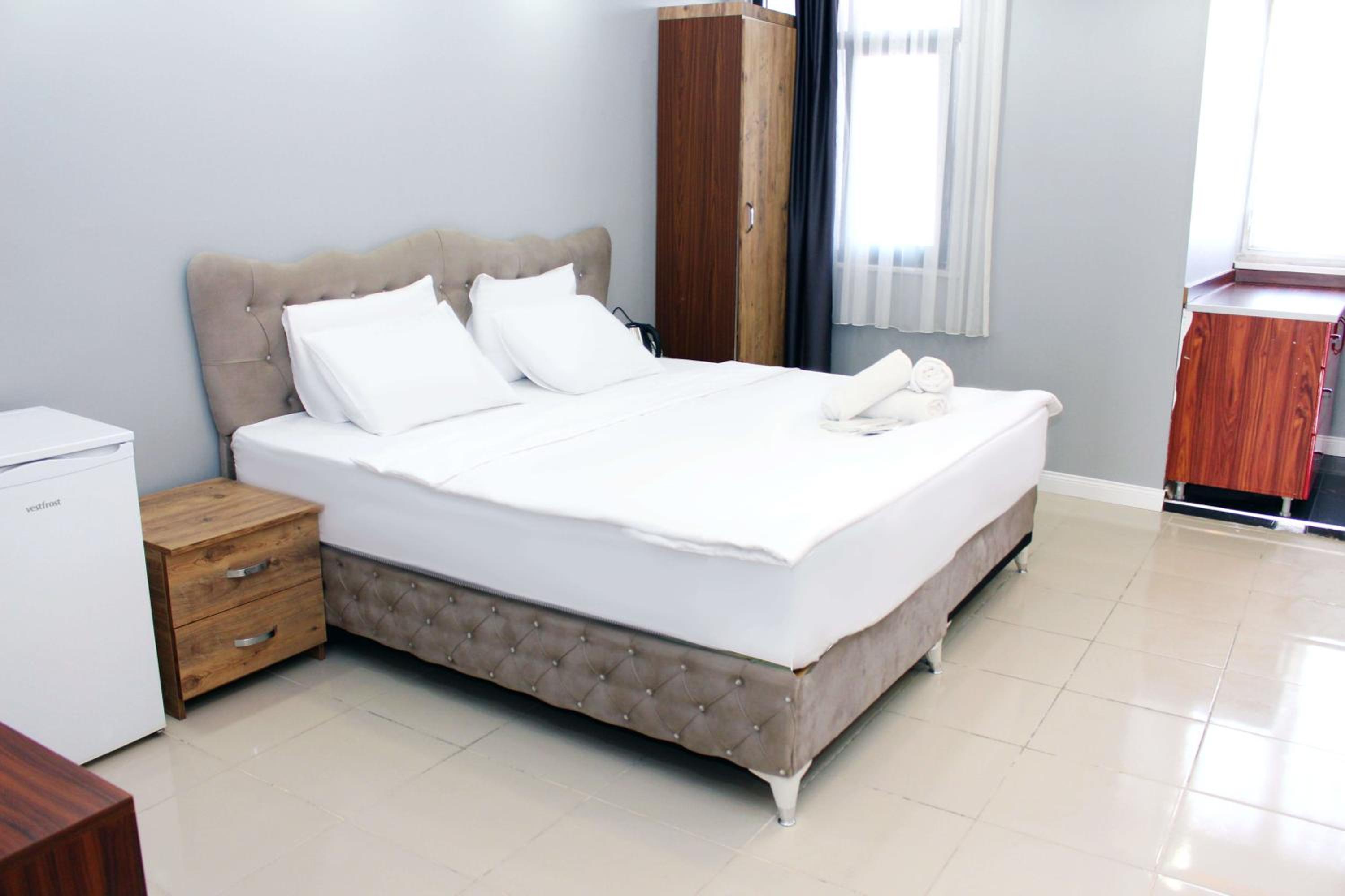 Deluxe King Room photo 2