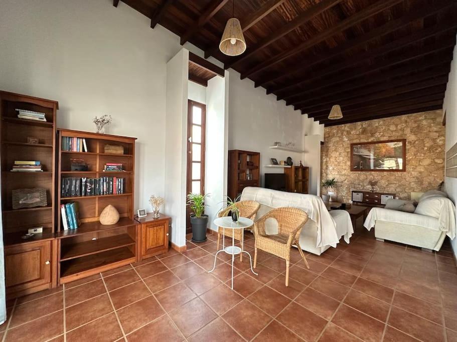 Villa de Tres Habitaciones