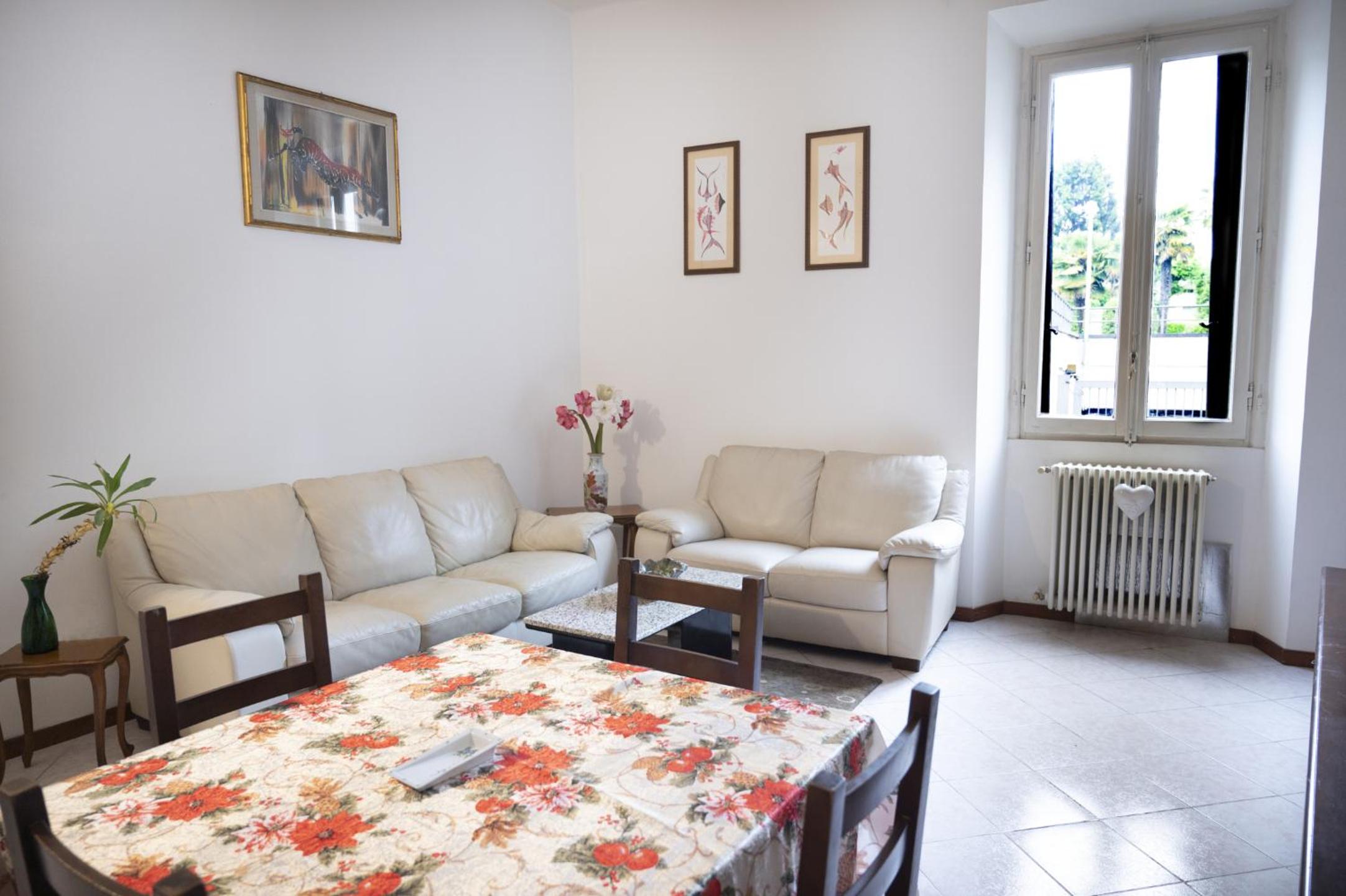 Apartment - Ground Floor - Photo 1