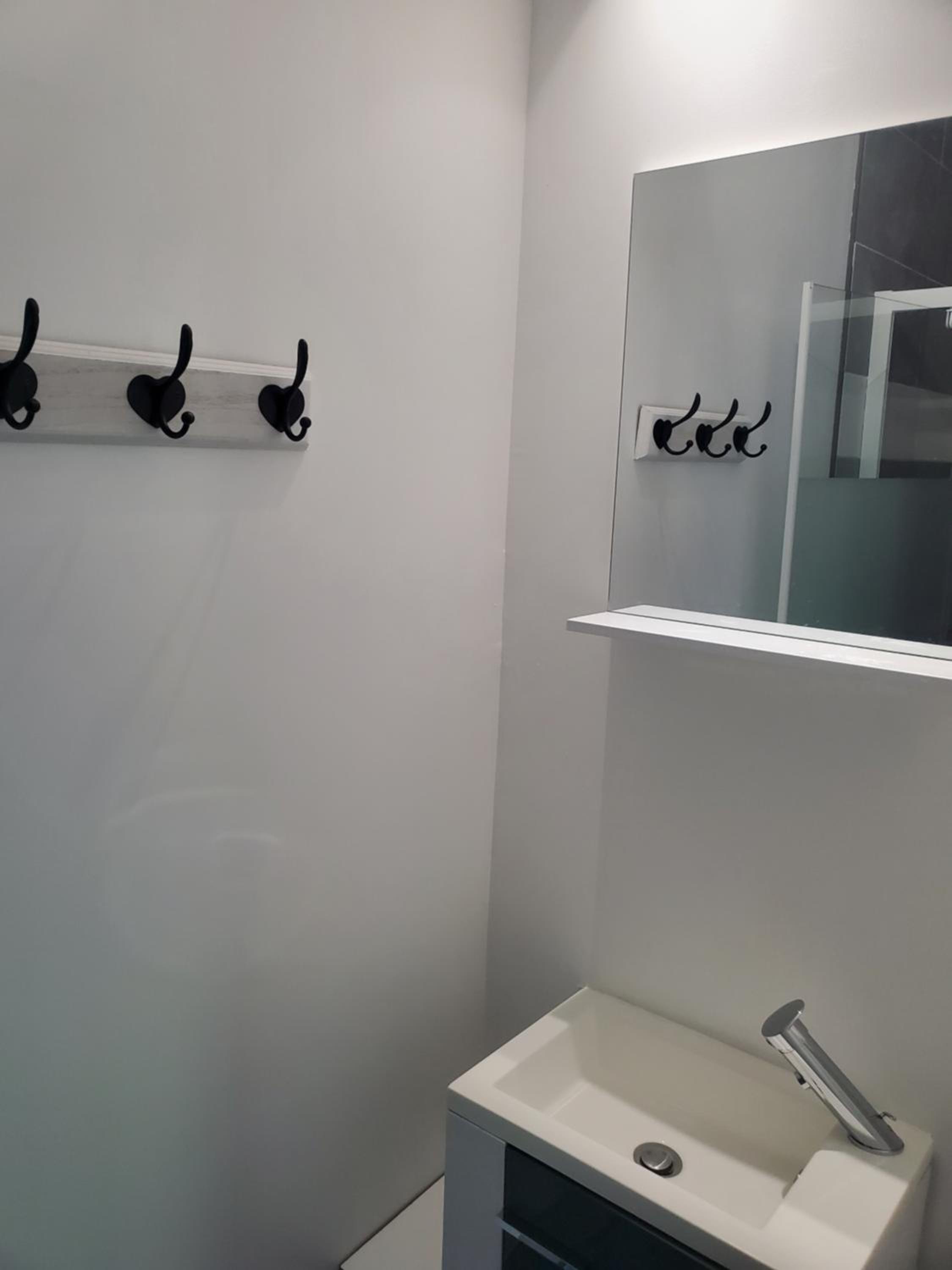 Three-Bedroom Apartment - Photo 6