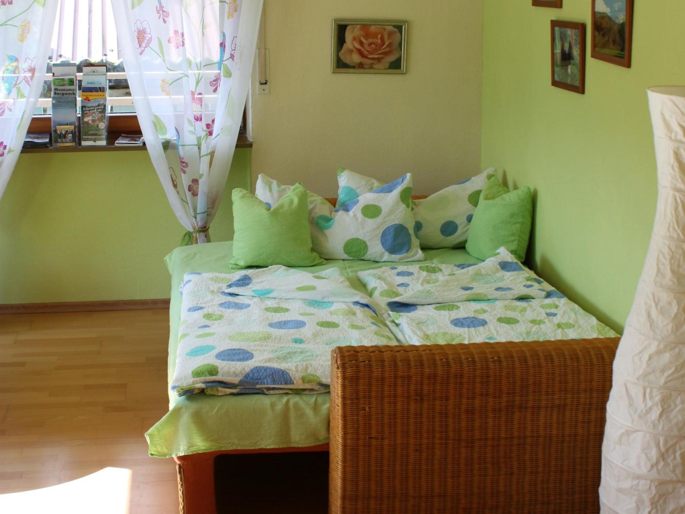 One-Bedroom Apartment photo 2