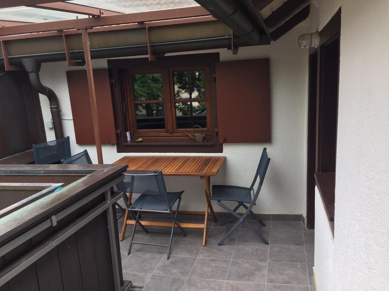 Two-Bedroom Deluxe Apartment with Balcony photo 3