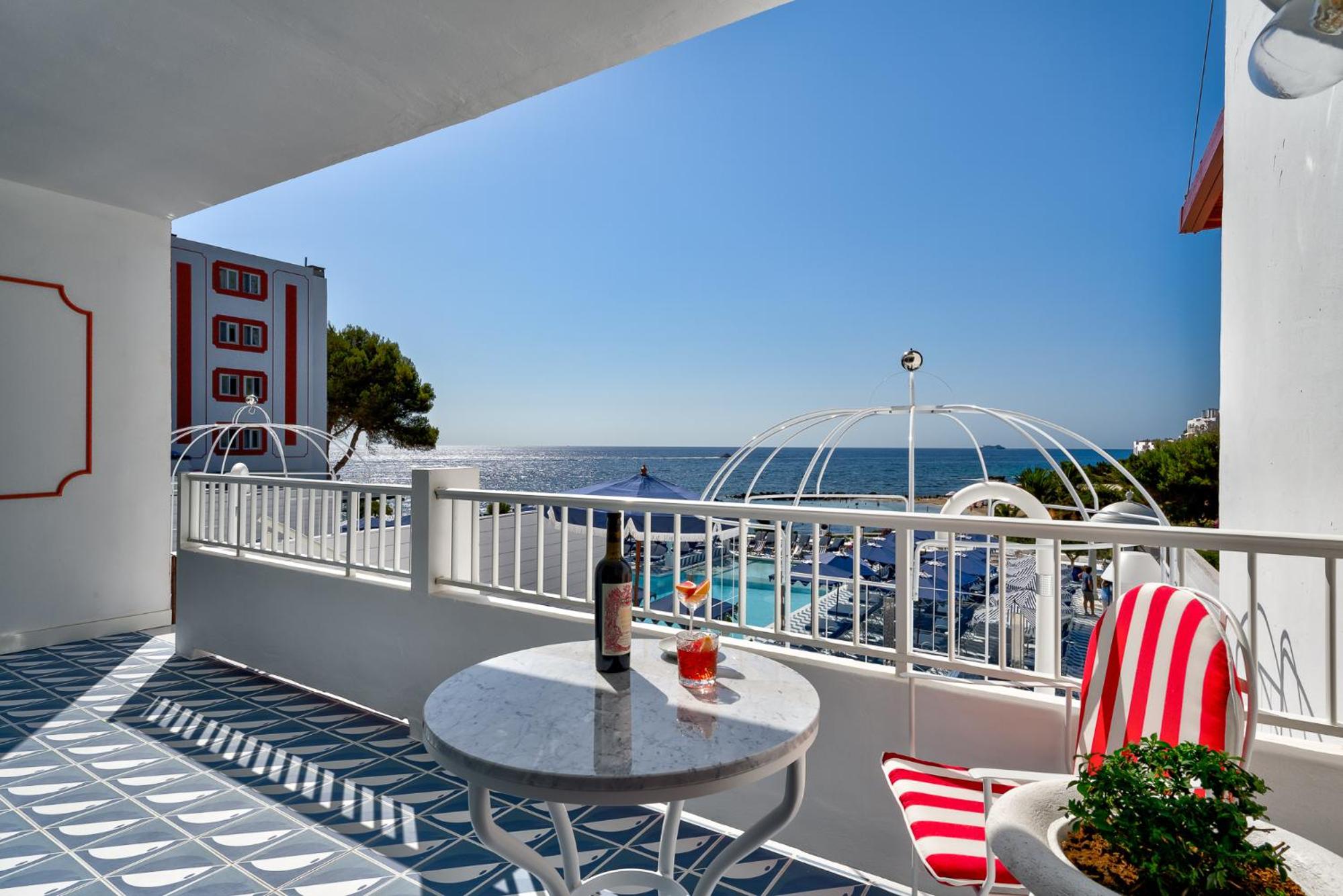 Suite Sea View with Terrace - Tribute to Ibiza - Photo 12