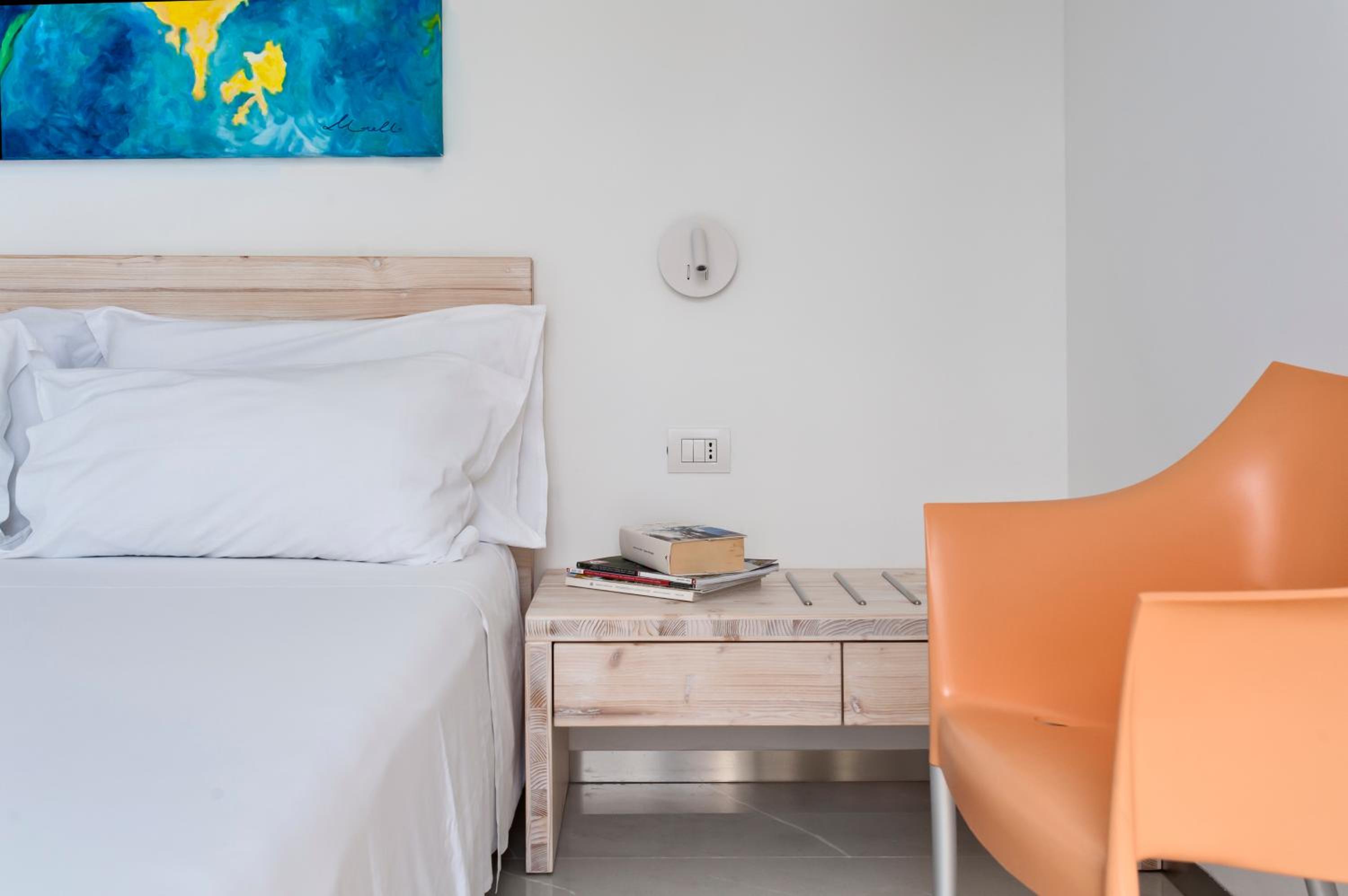 Deluxe Double Room with Sea View - Photo 7