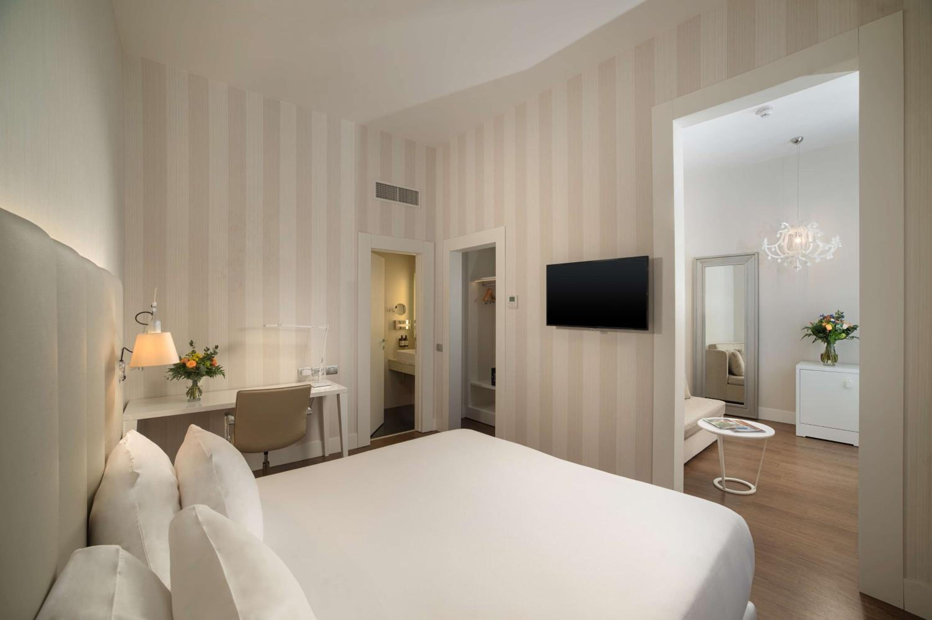 Junior Suite - Photo 2