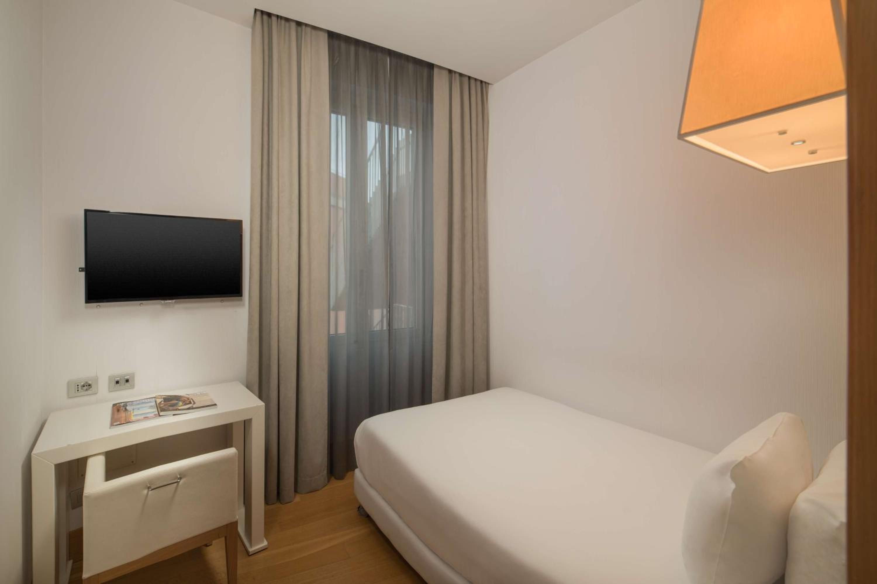 Standard Single Room photo 3