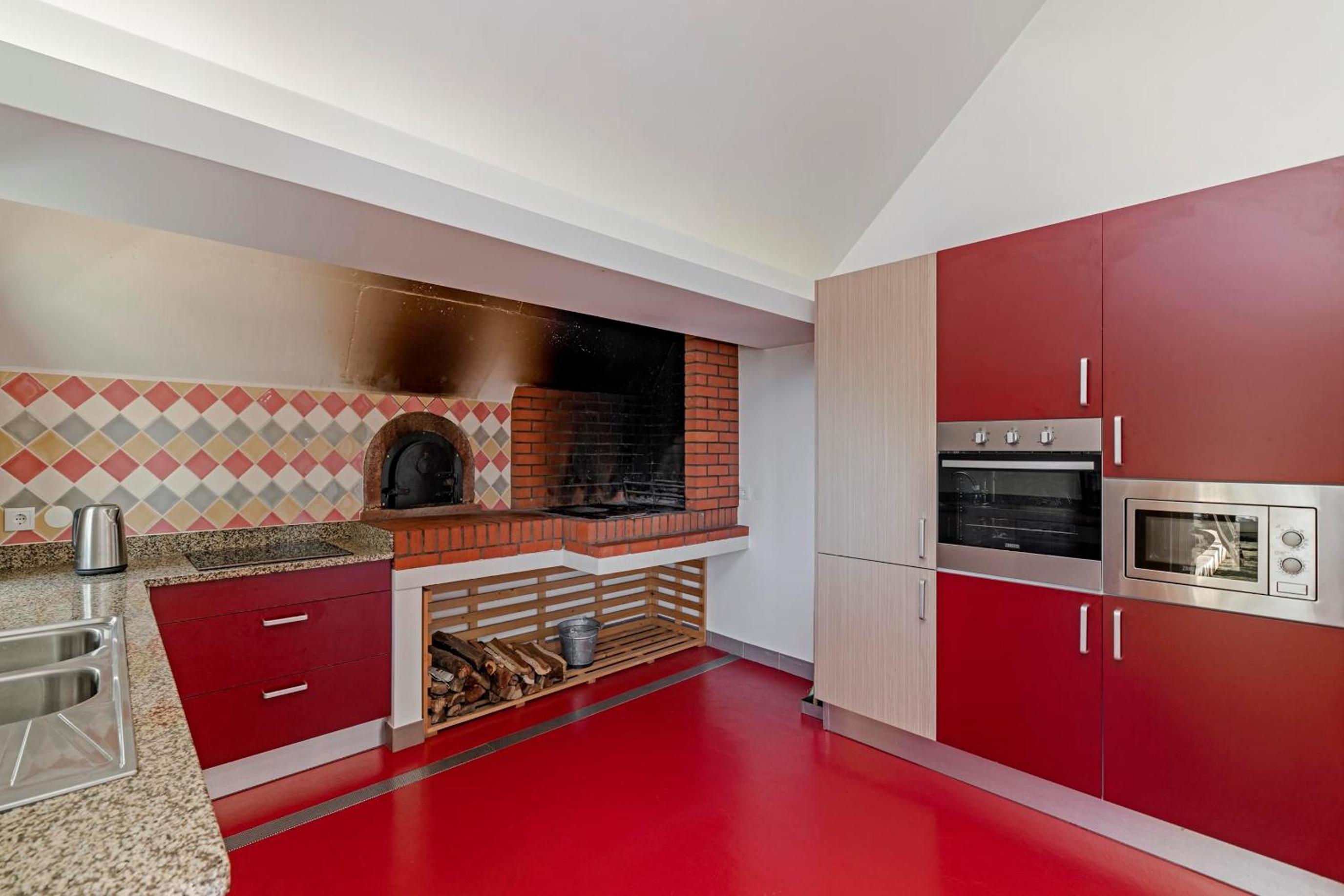 Three-Bedroom Villa photo 3