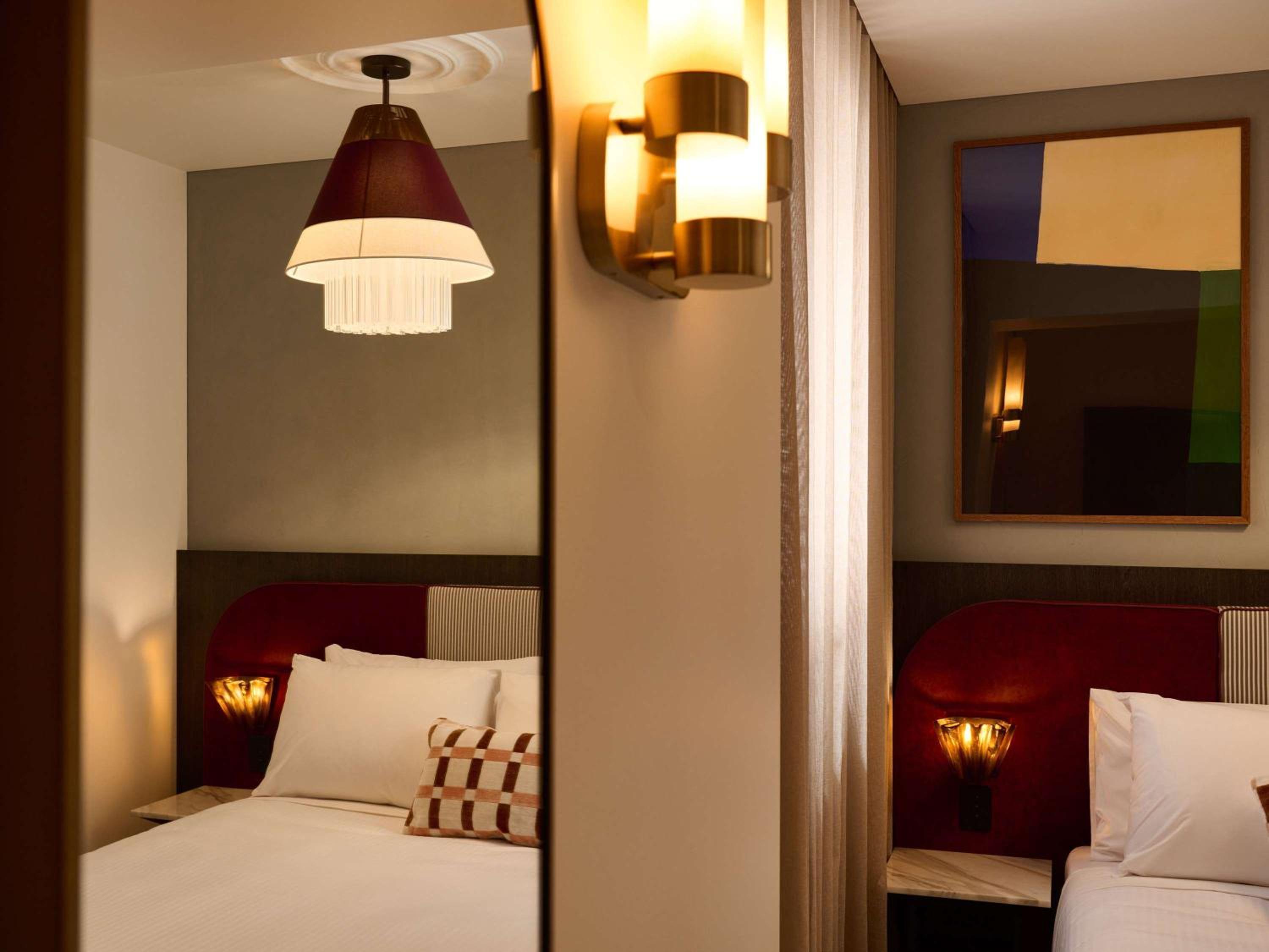 Bambina Queen Room