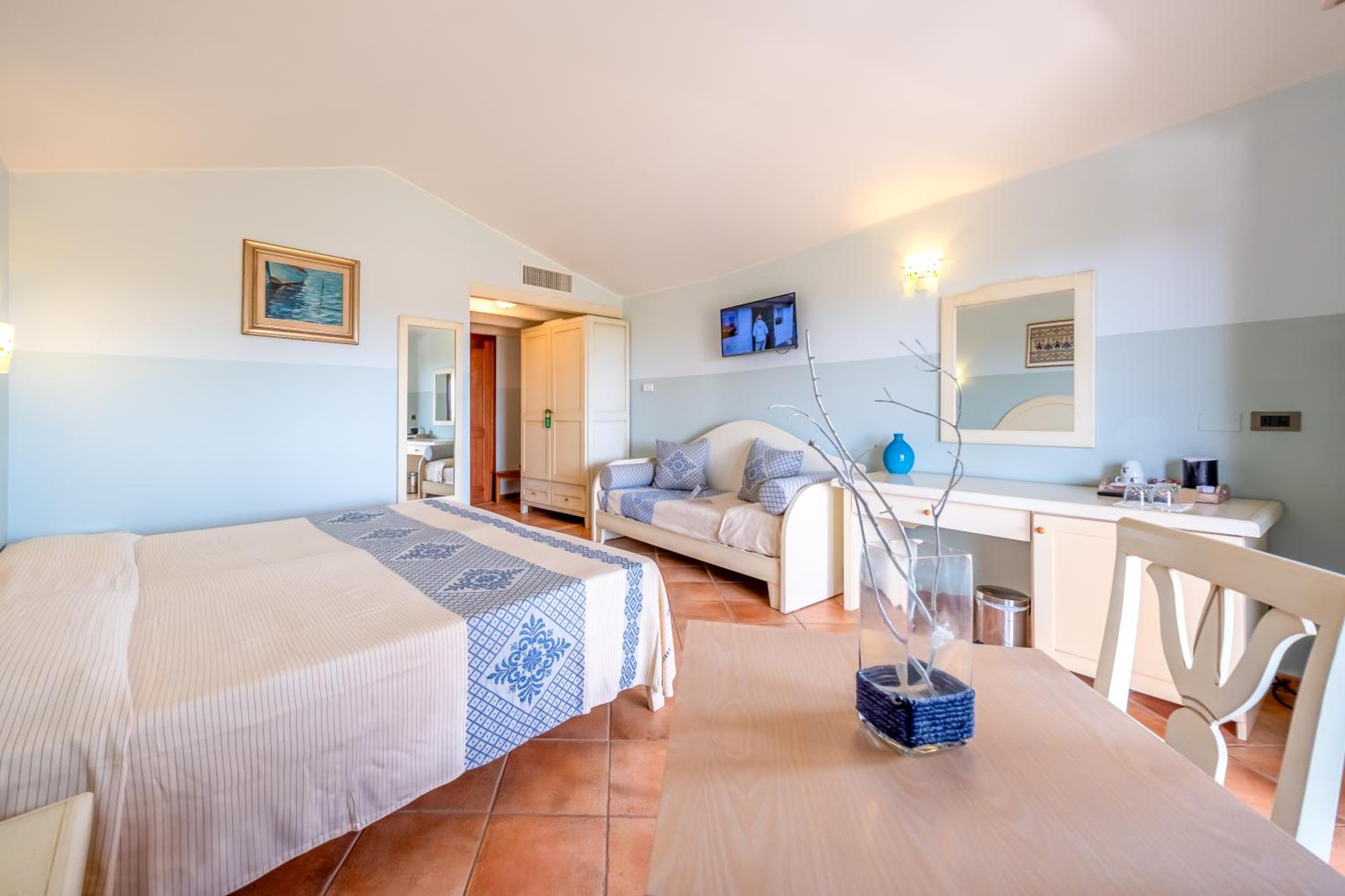 Superior Double or Twin Room with Sea View