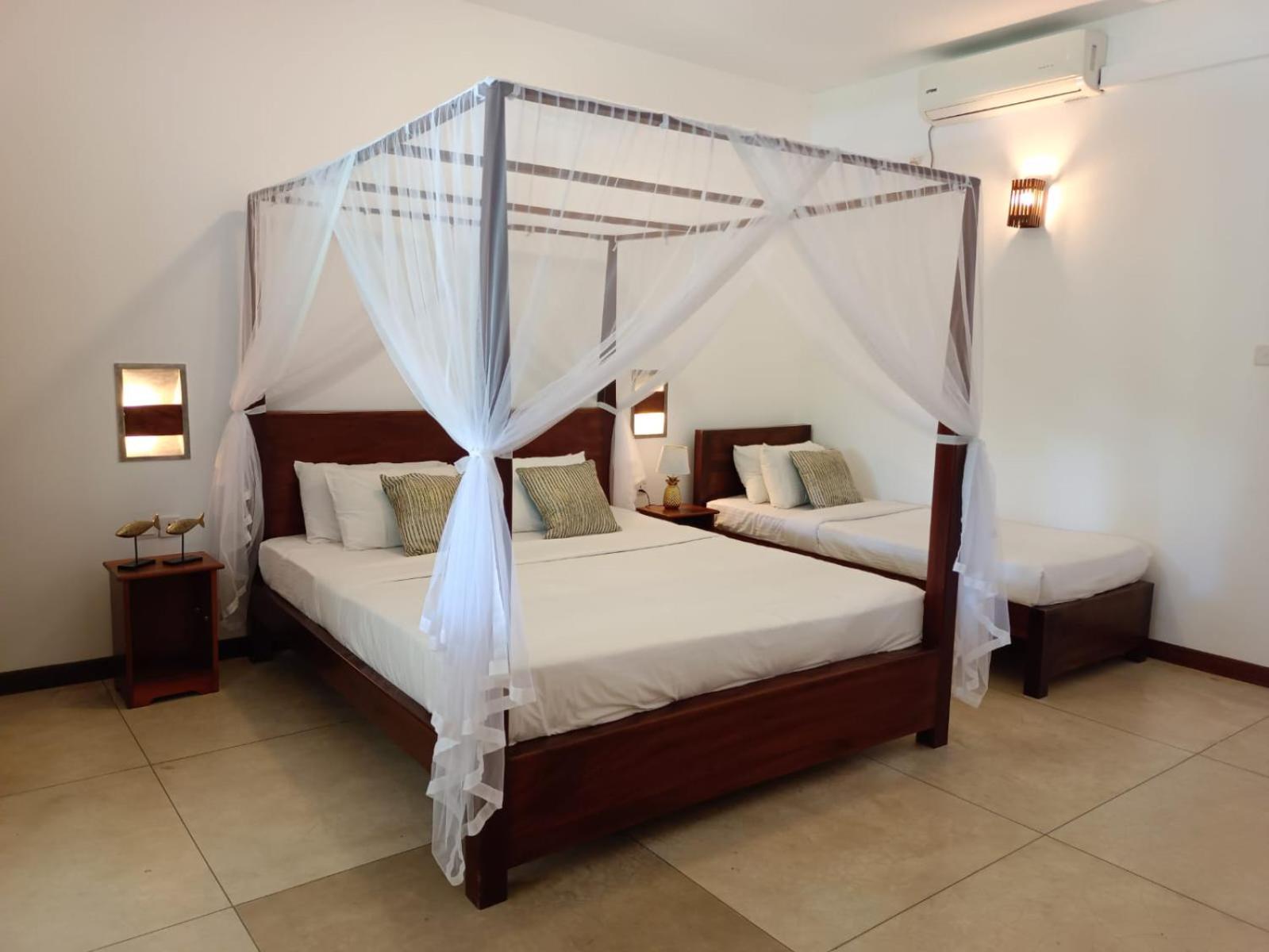 Superior Triple Room photo 3