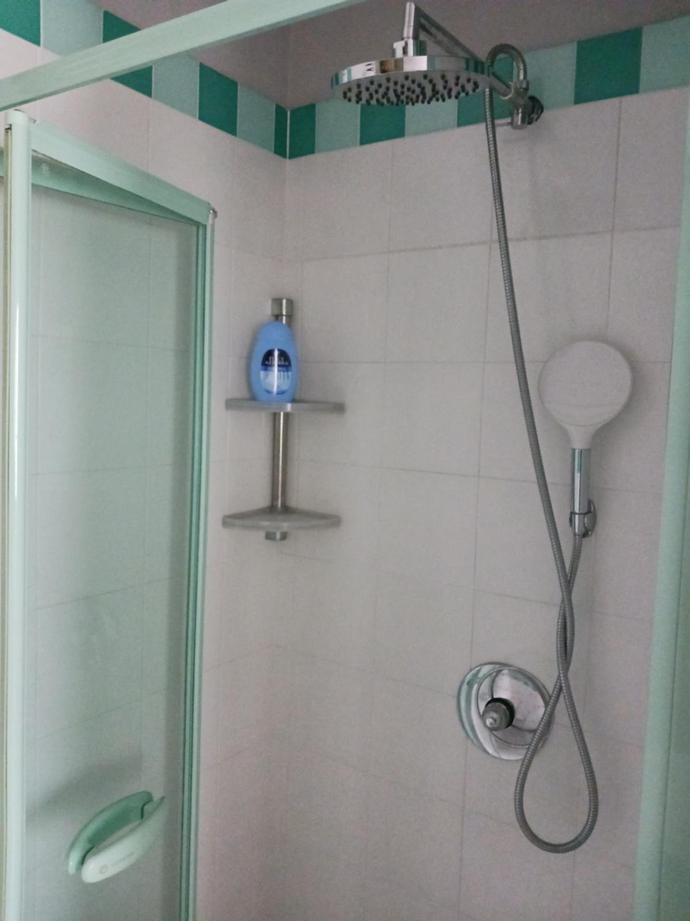 Deluxe Room - Photo 16