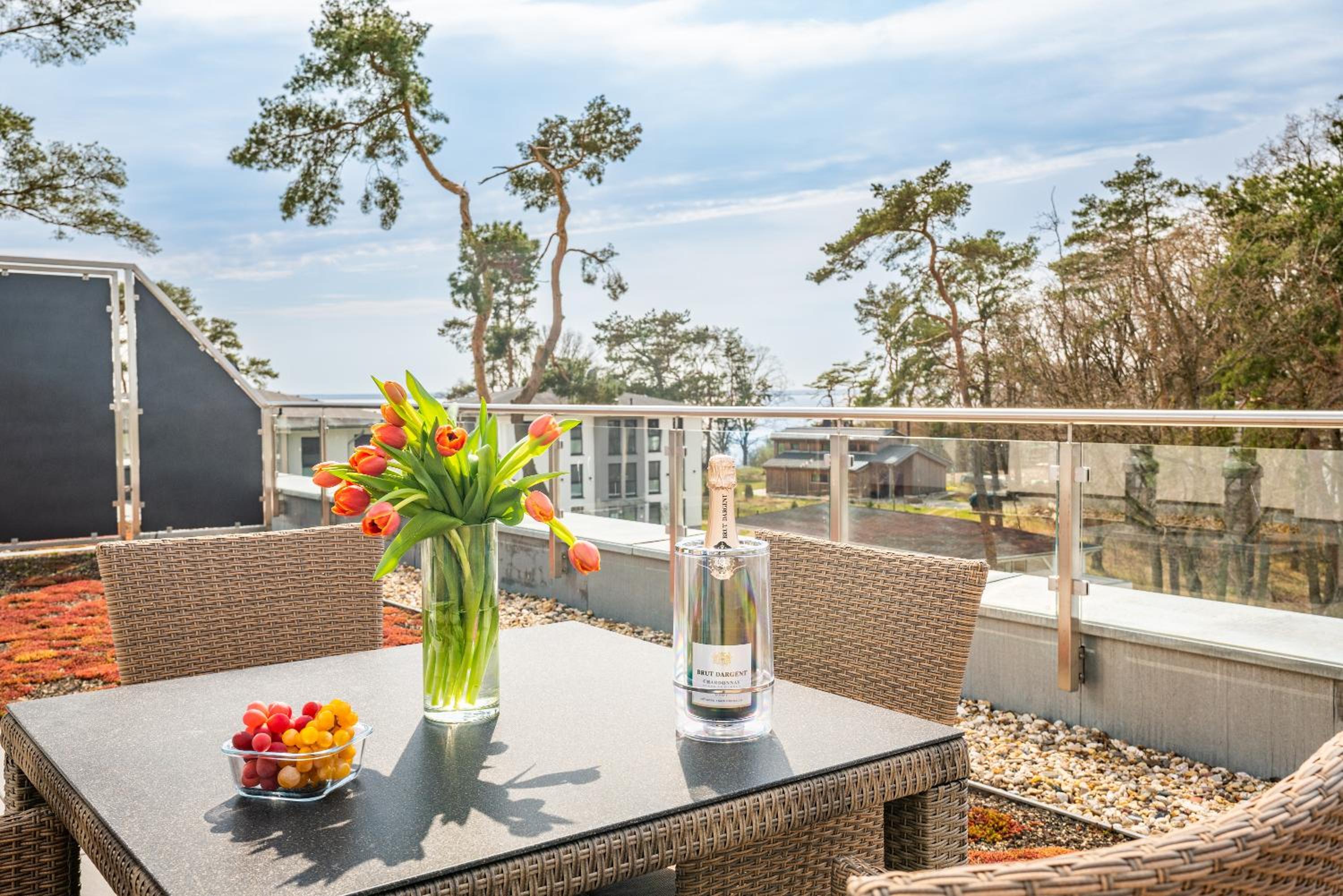 Apartment with Sea View photo 2