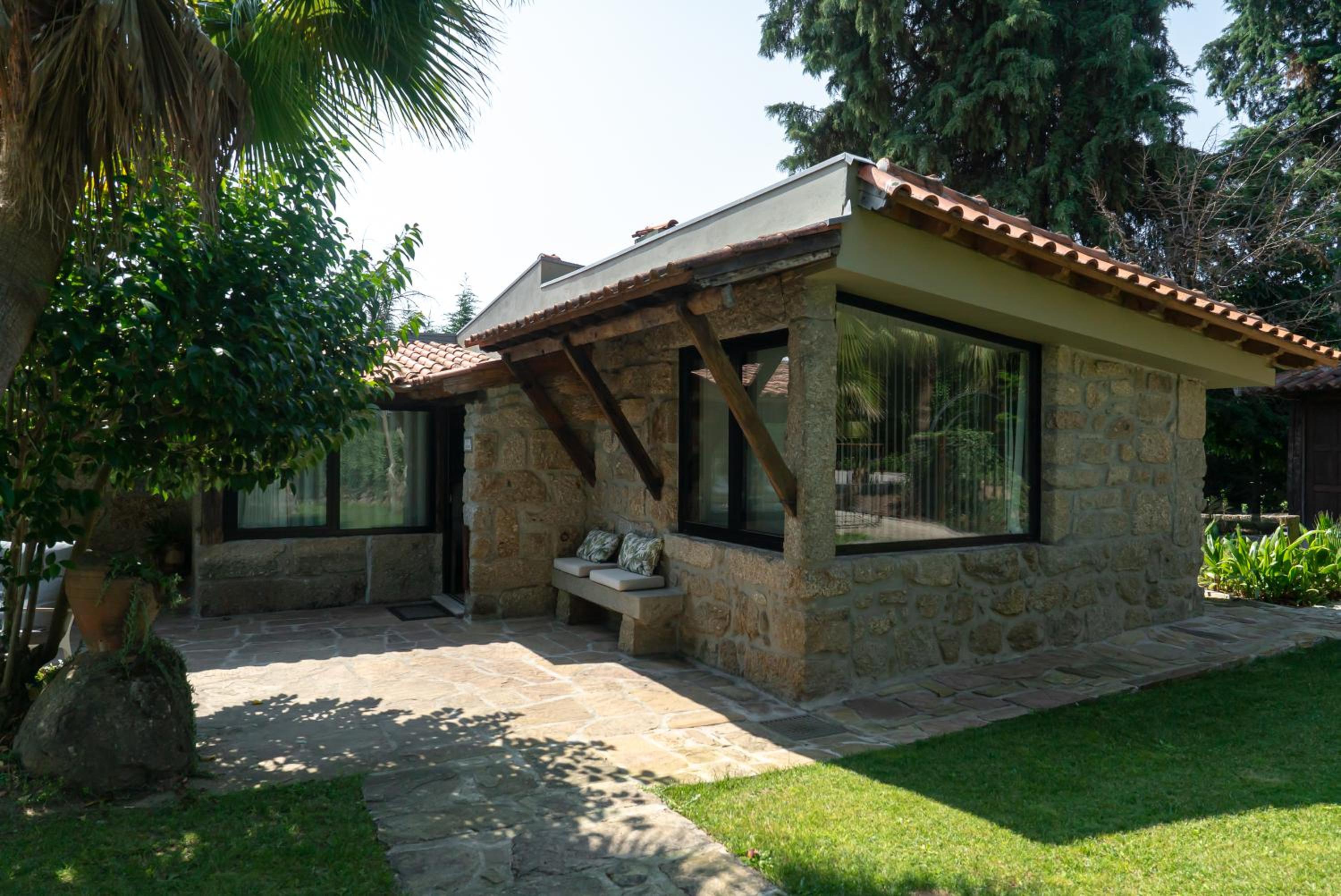 Two-Bedroom Villa - Photo 2