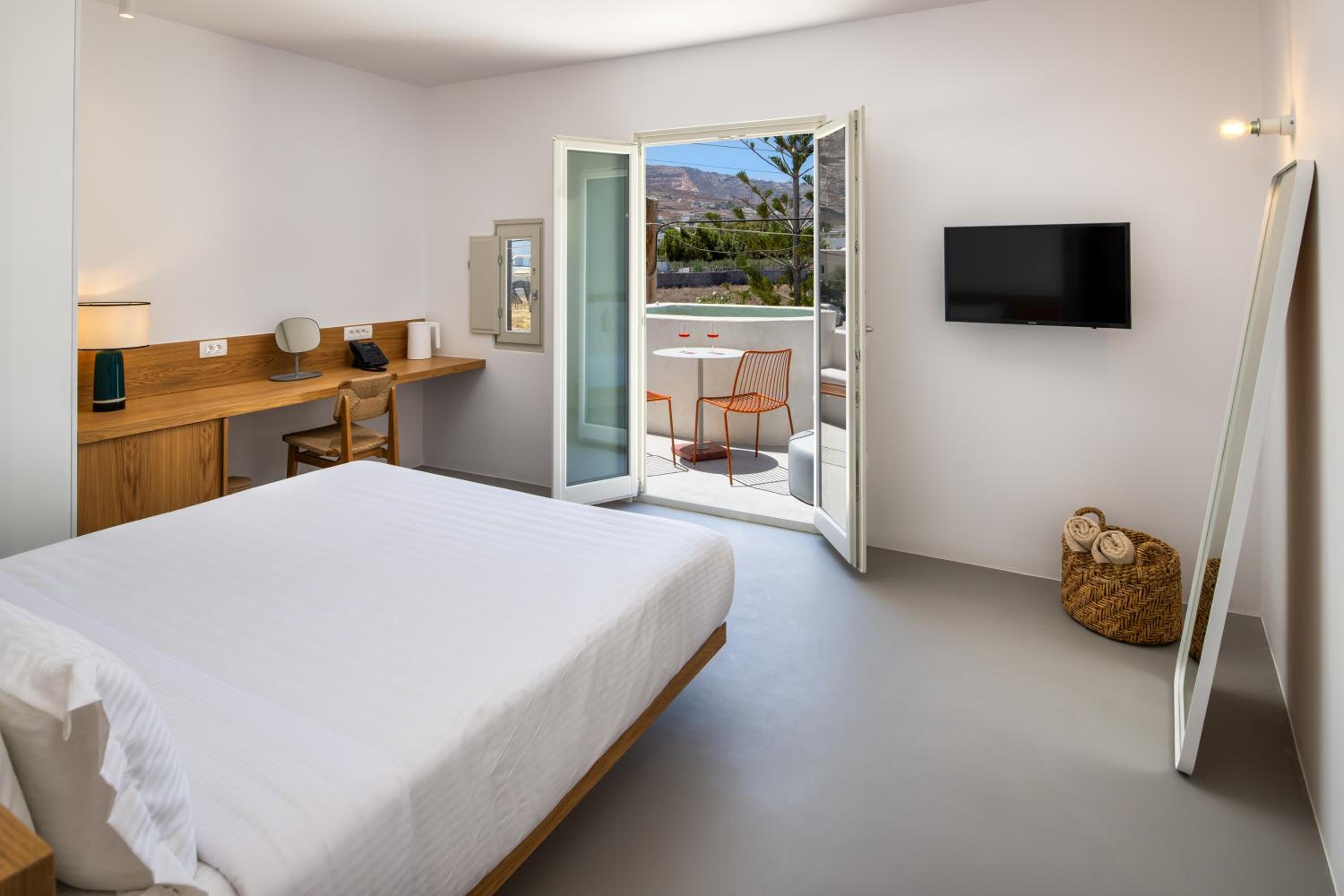 Superior Suite with Outdoor Heated Tub