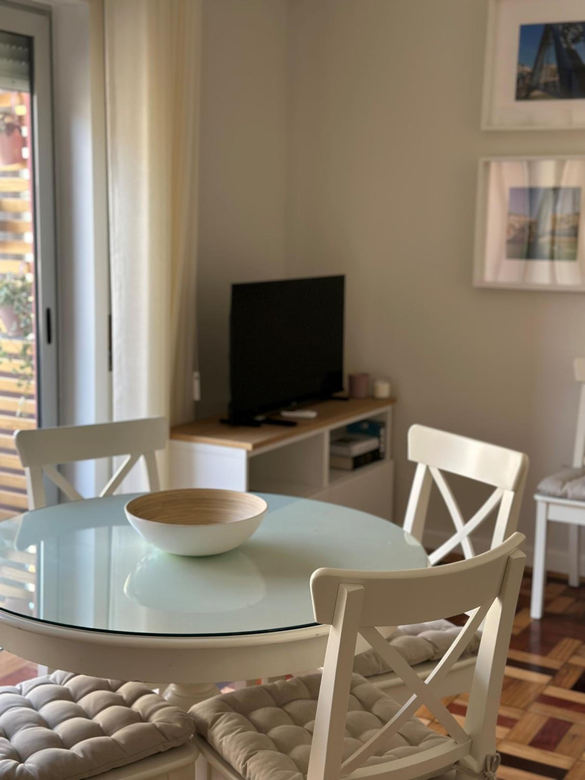 Three-Bedroom Apartment - Photo 7