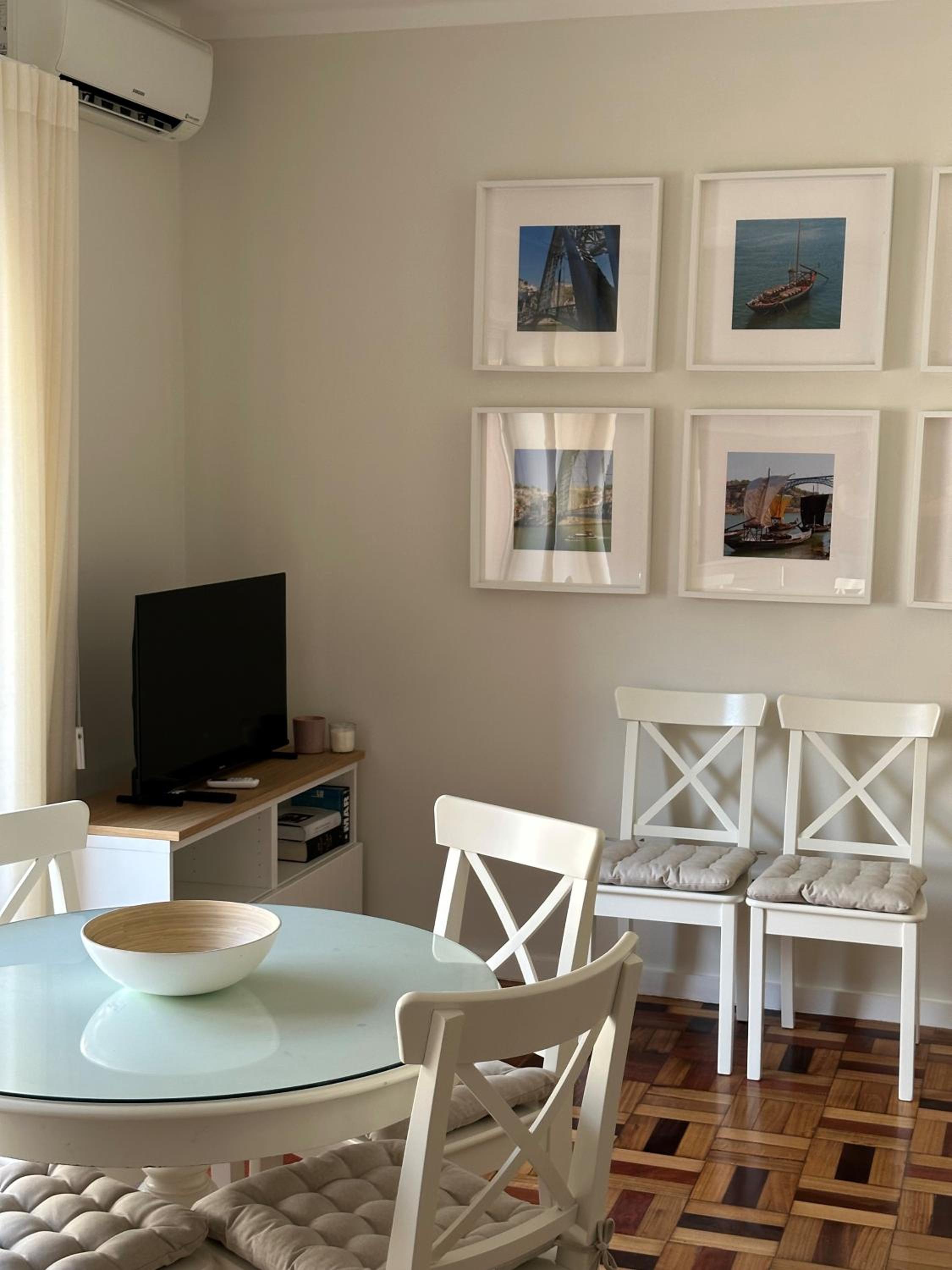 Three-Bedroom Apartment - Photo 12
