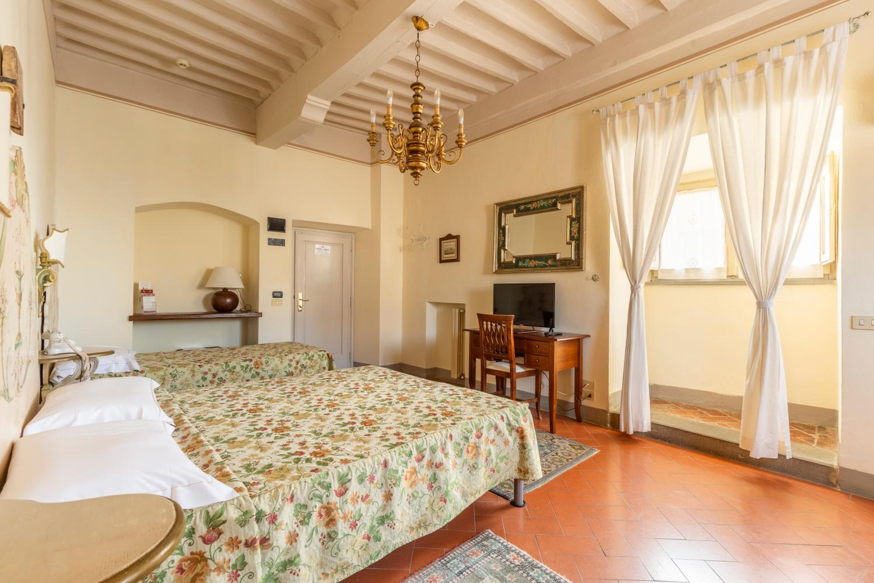 Triple Room - Photo 5