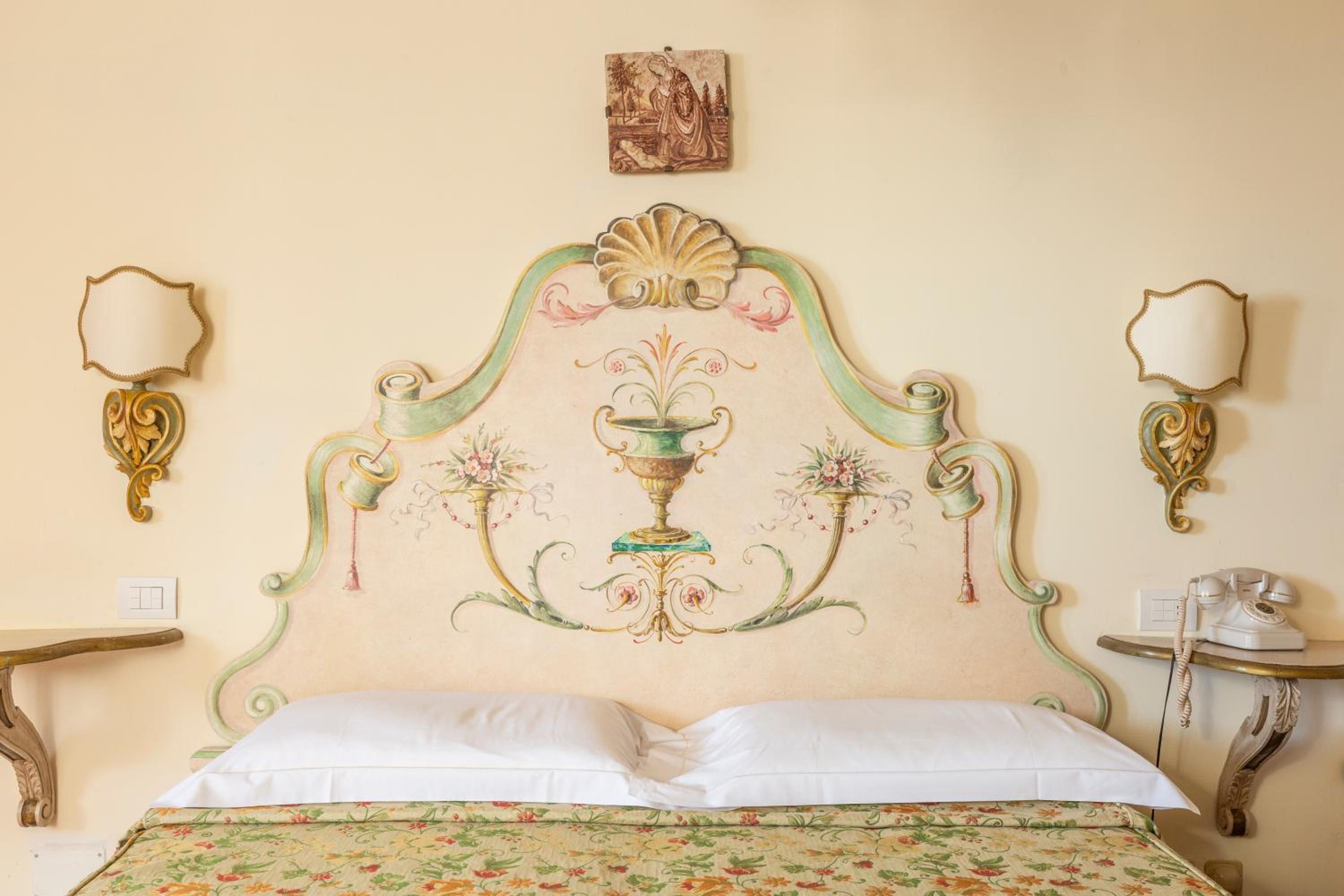 Triple Room - Photo 7