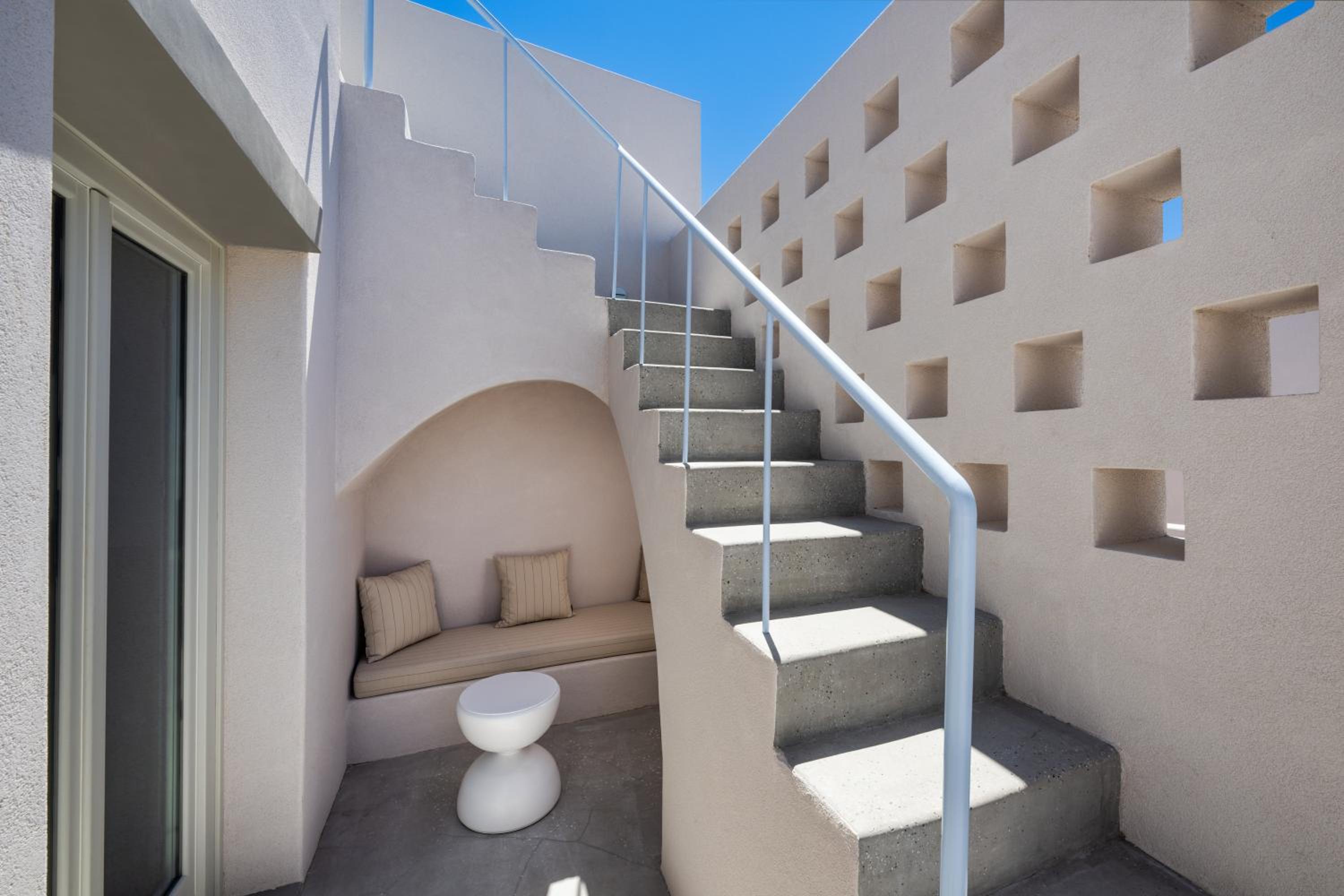 Honeymoon Suite with Outdoor Heated Tub & Sea View photo 3