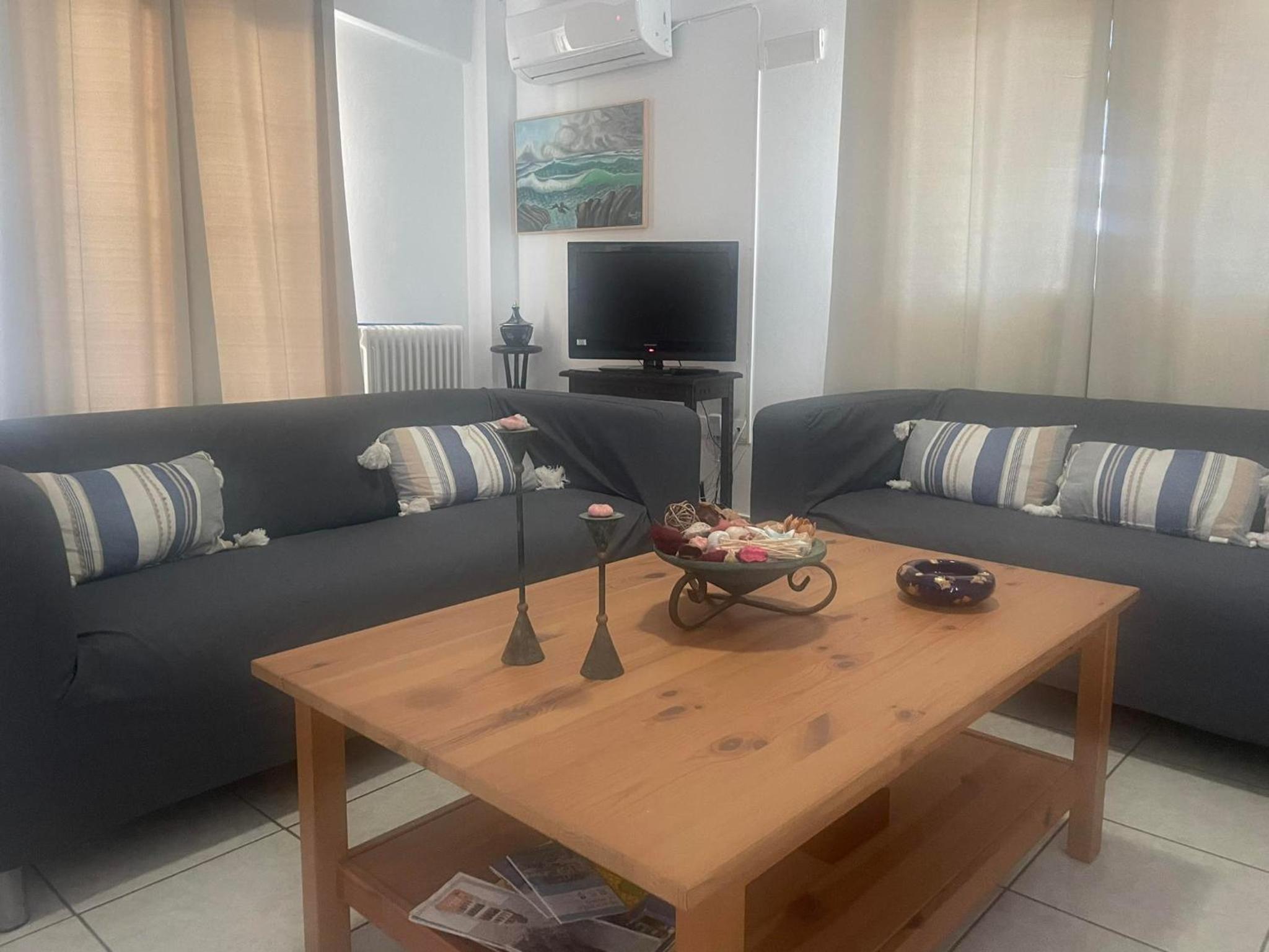 Three-Bedroom Villa - Photo 1