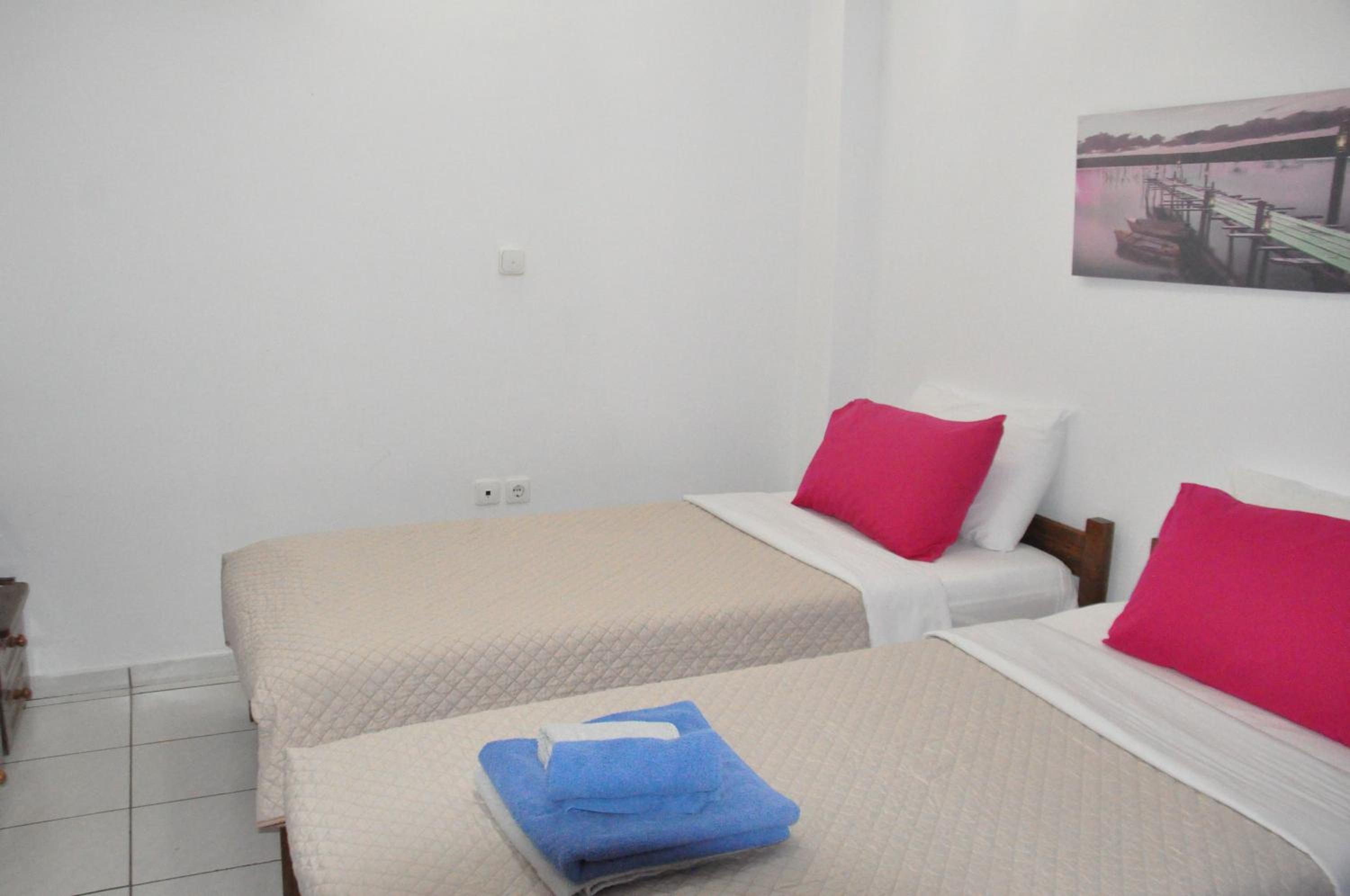 Three-Bedroom Villa - Photo 11