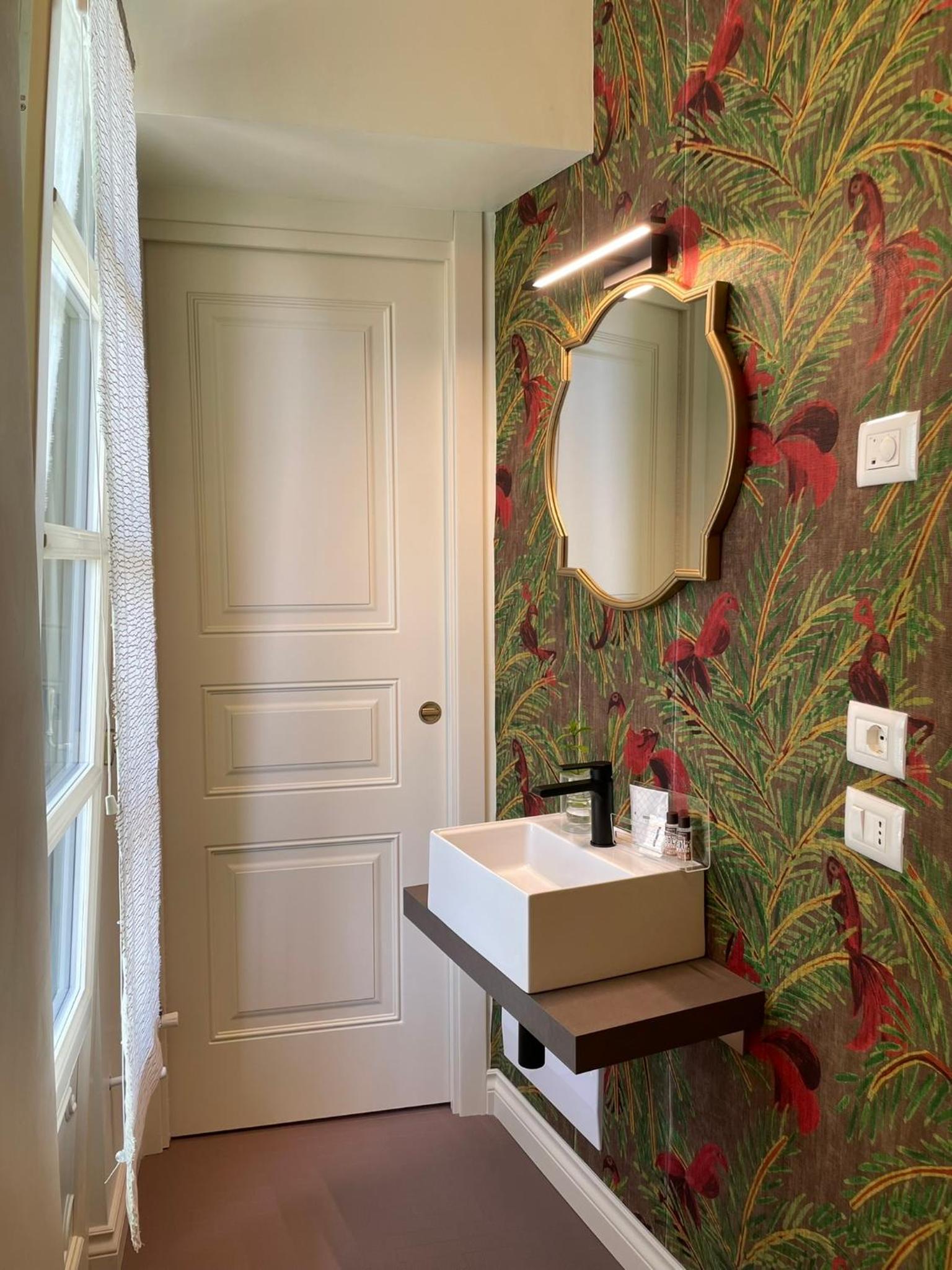 Deluxe Double or Twin Room with Balcony - Photo 4