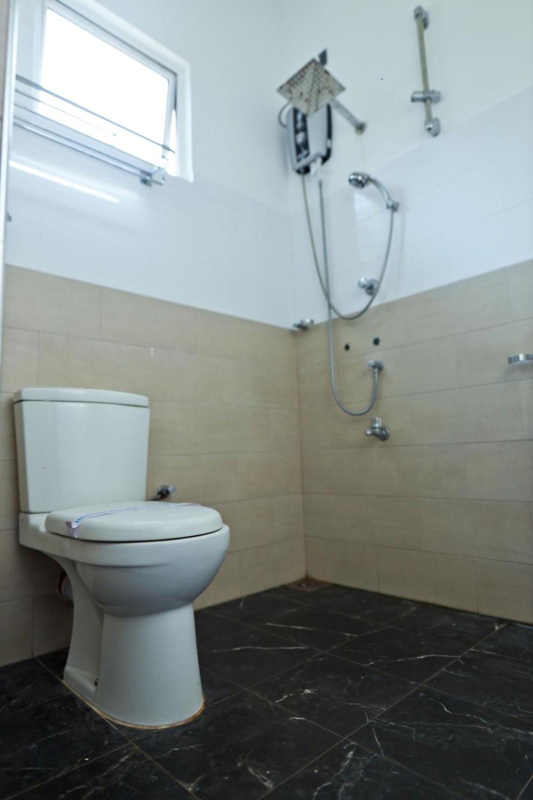 Deluxe Double Room with Balcony photo 2