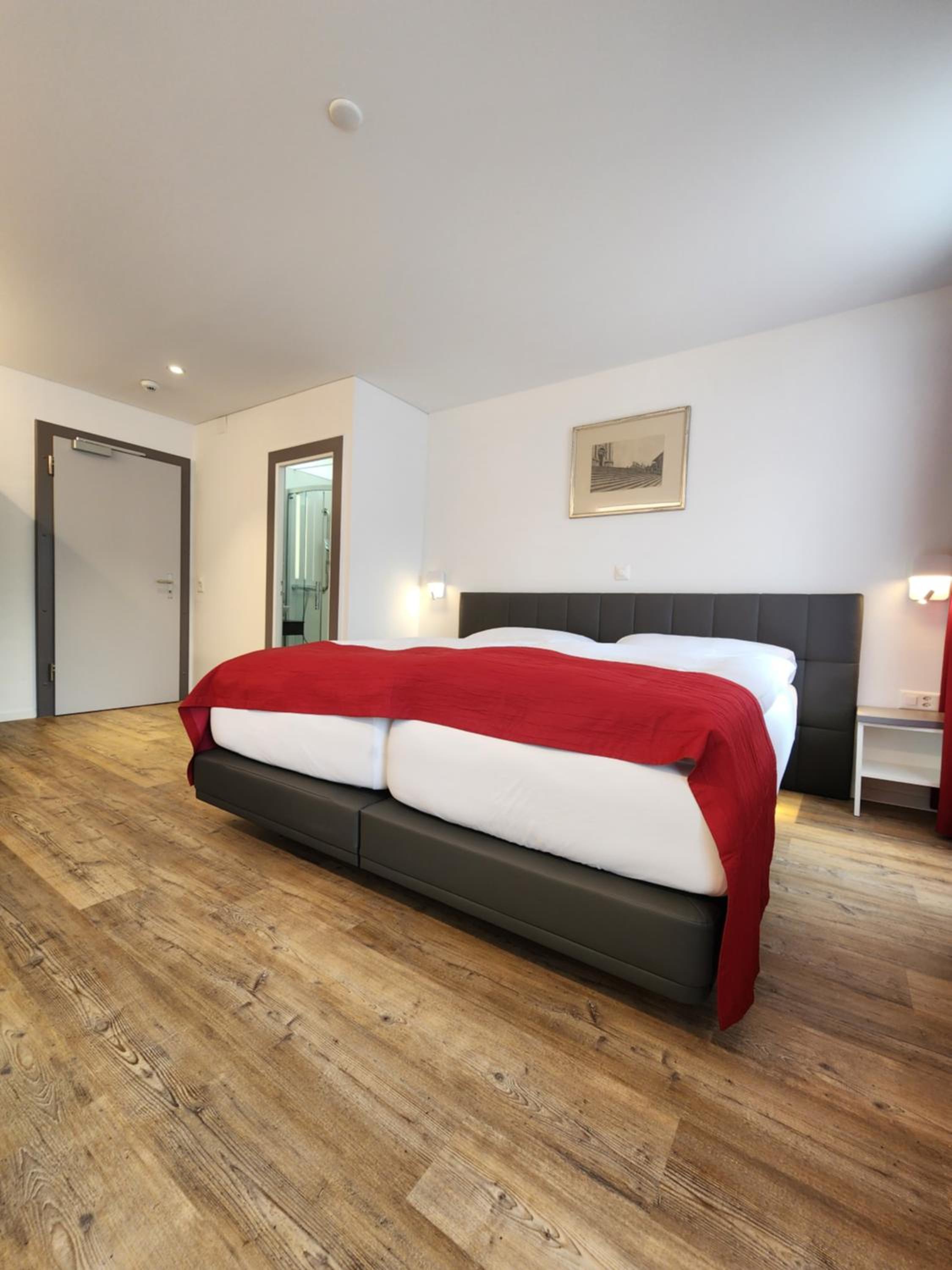 Standard Double Room - Photo 4