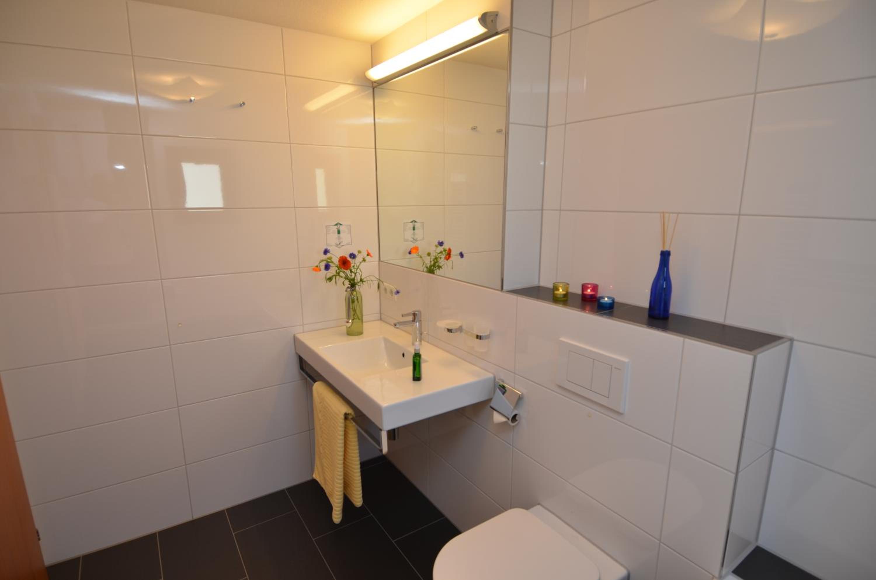 Single Room with Bathroom photo 2