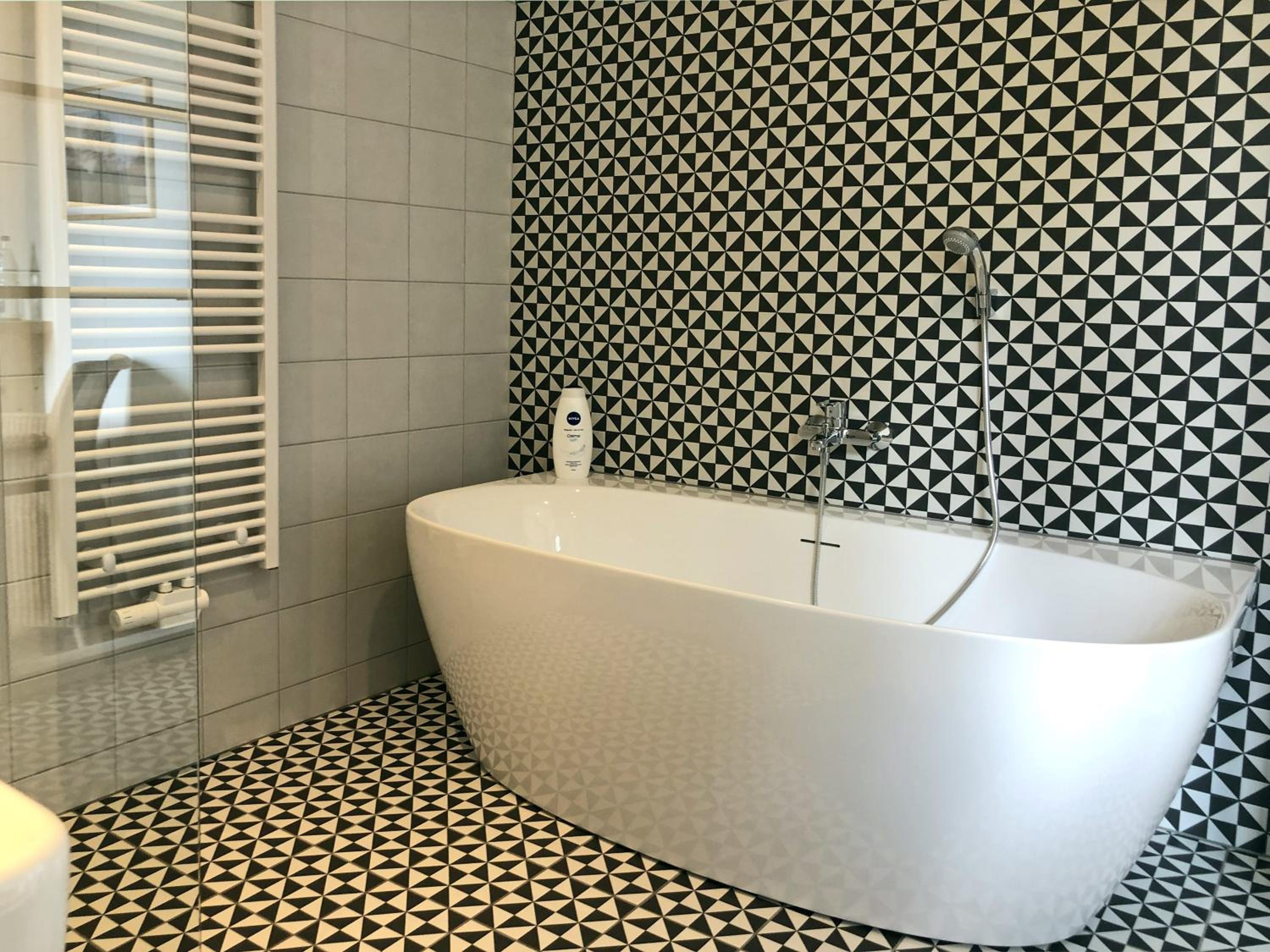 Double Room "Brautgemach" with garden view and bathtub photo 2
