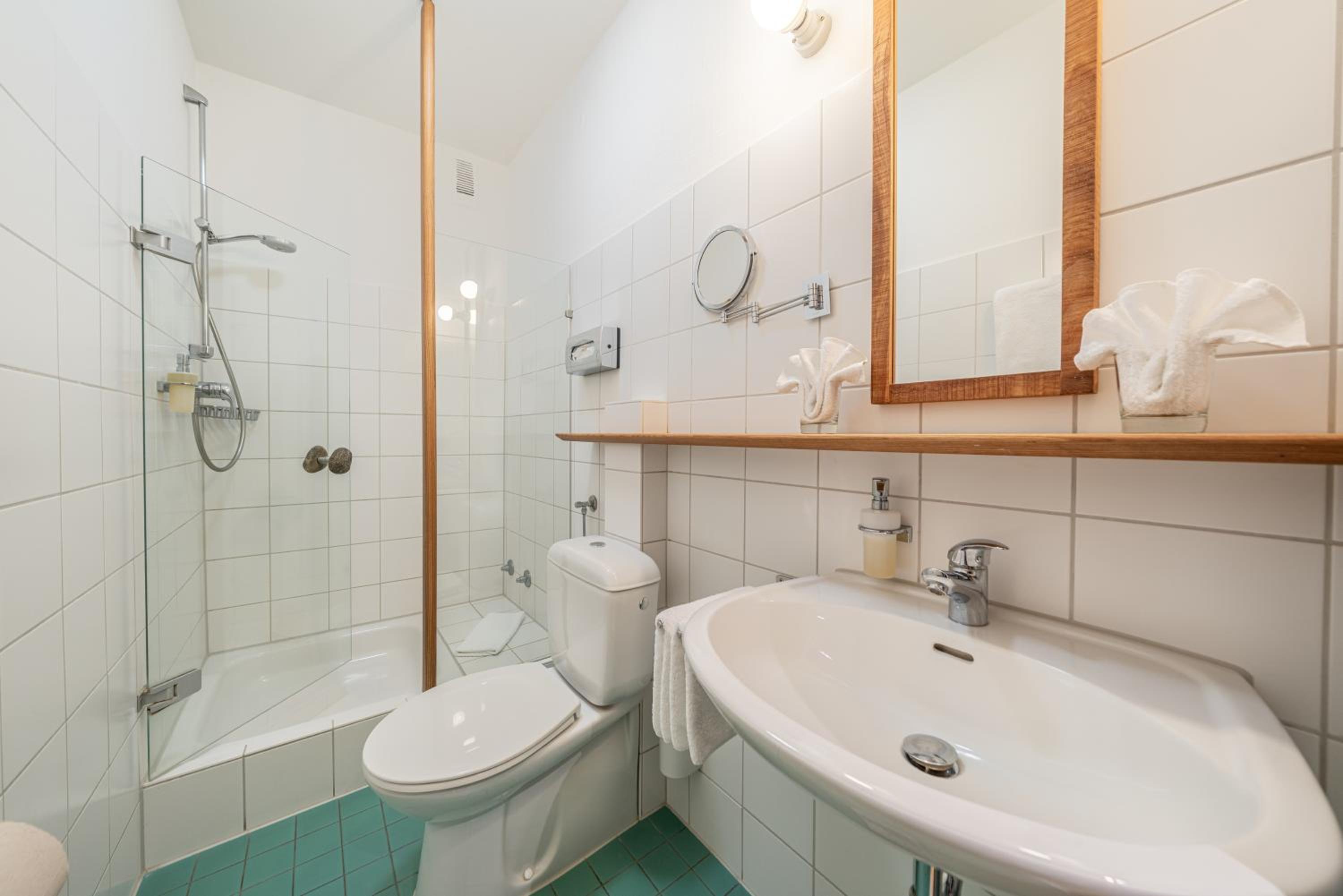 Double Room - Photo 4