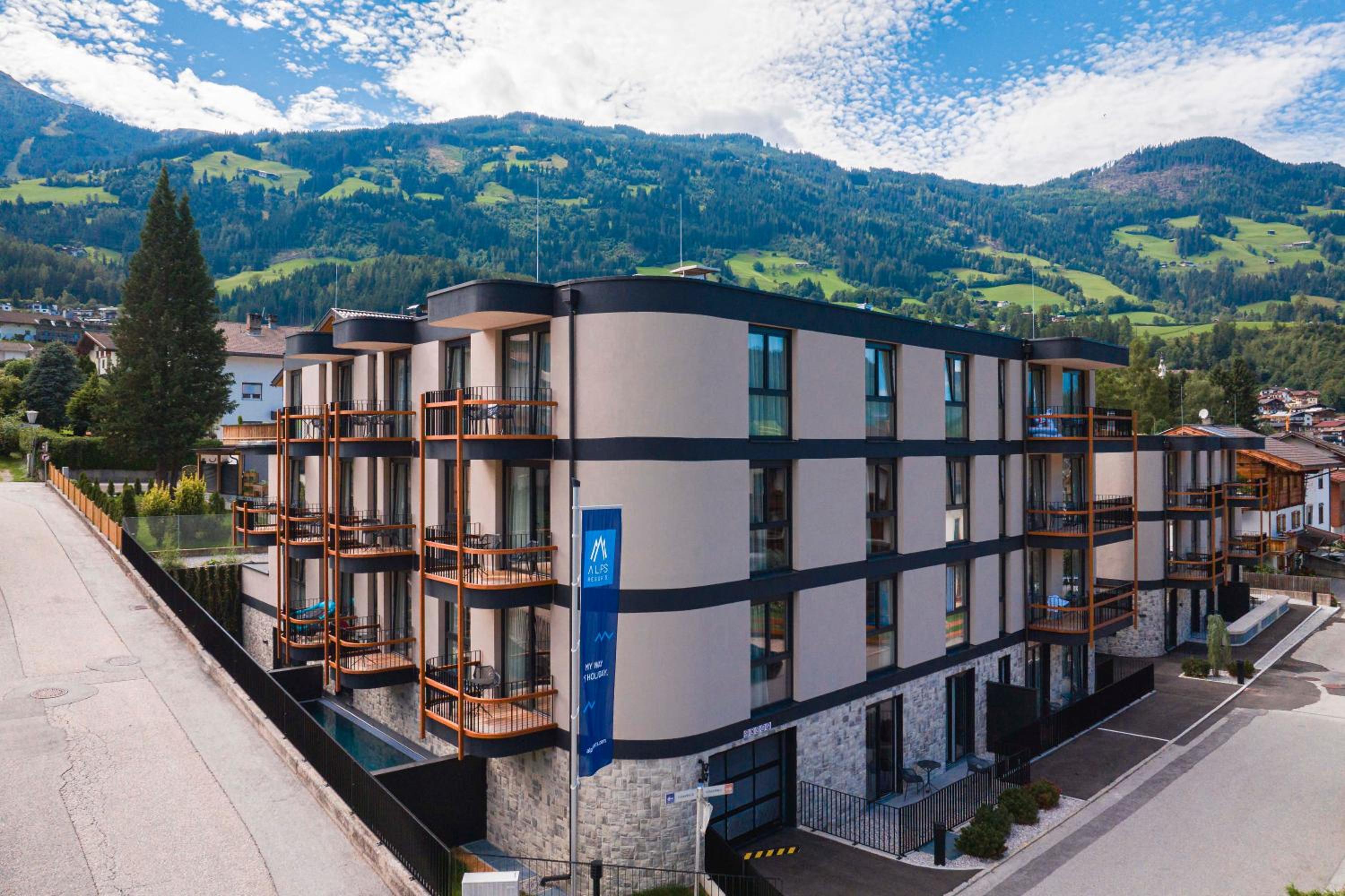 Premium Apartment with 2 bedrooms up to 4 people photo 3