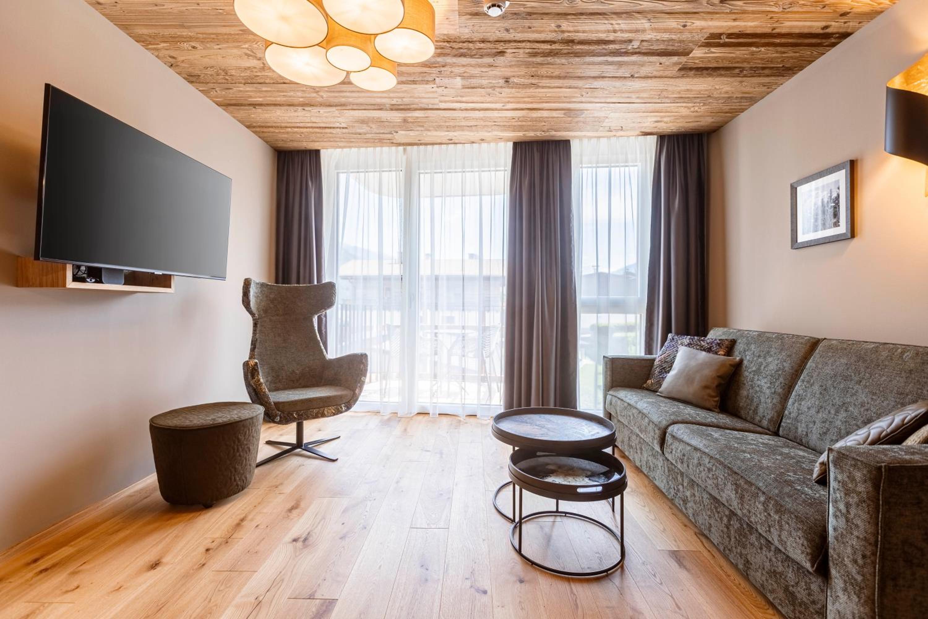 Superior Apartment with 1 bedroom up to 5 people photo 1