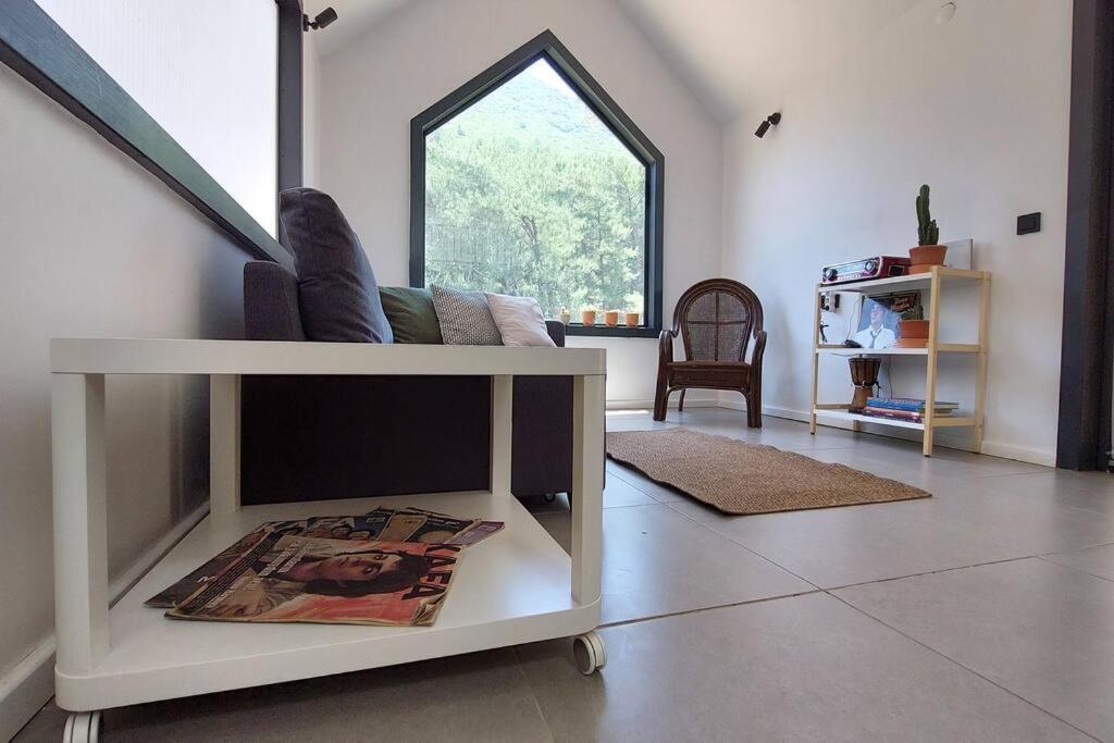 One-Bedroom House photo 1