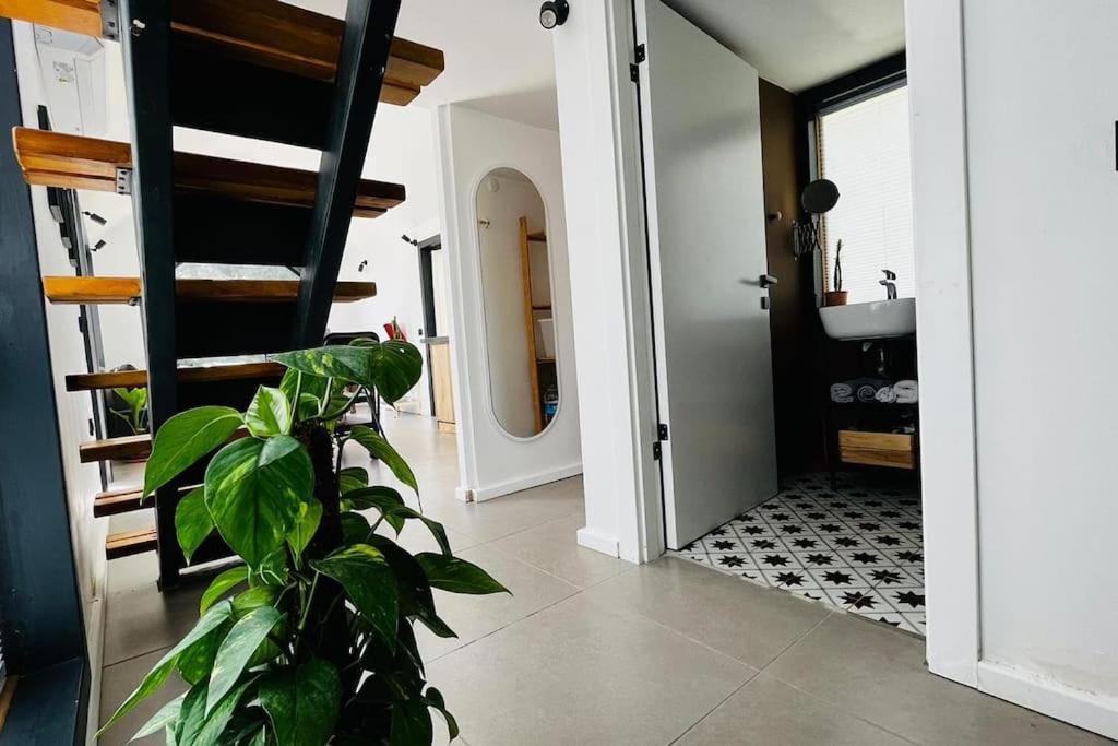 One-Bedroom House photo 2