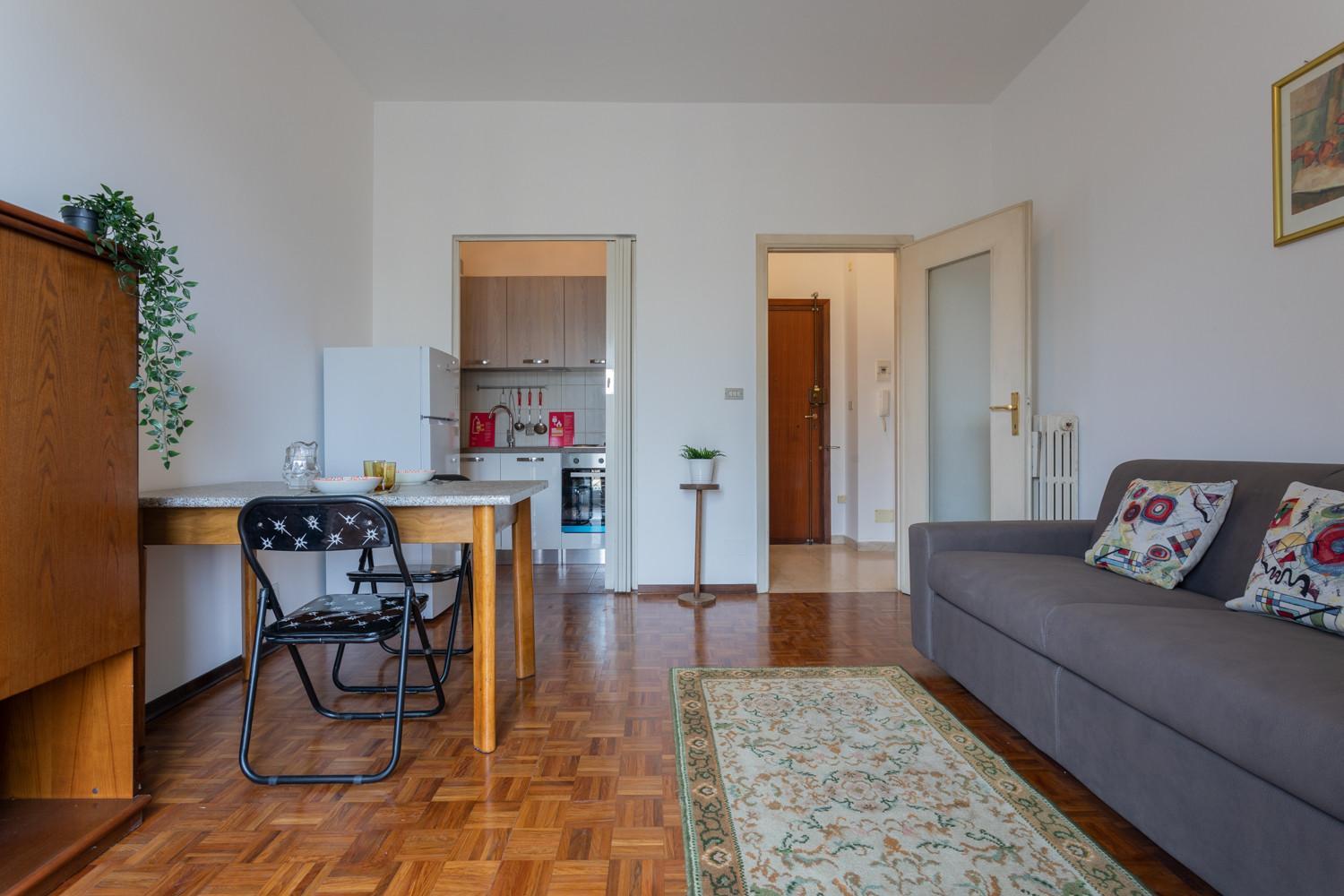 Studio Apartment