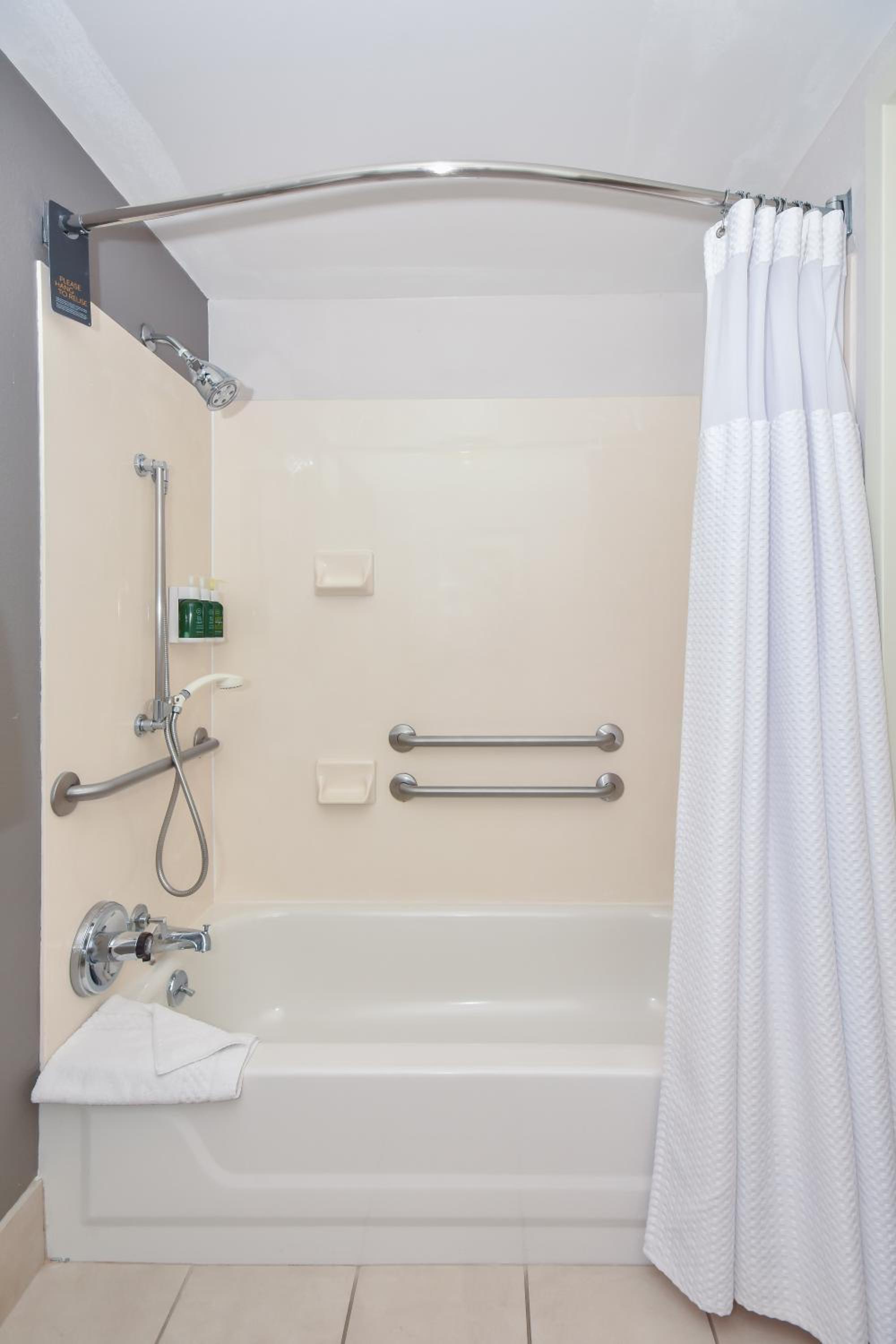 King Room with Sofa Bed and Adapted Tub - Mobility and Hearing Accessible - Photo 5