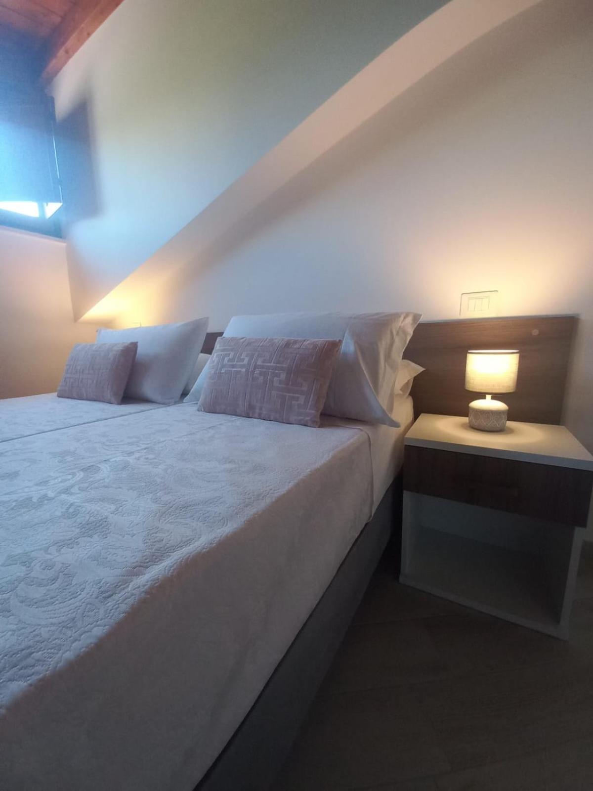 Double or Twin Room with Private Bathroom photo 2