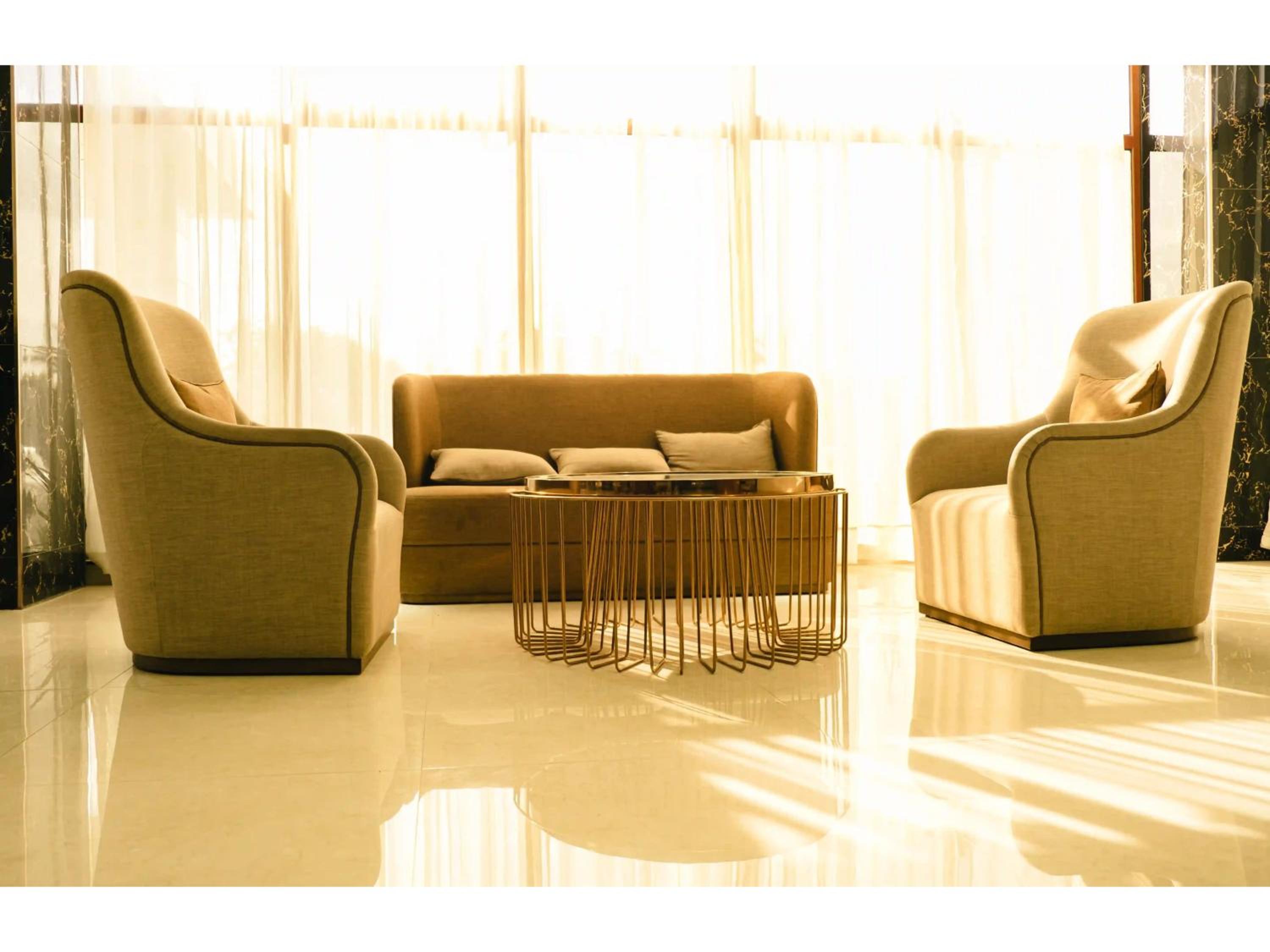Family Room photo 2