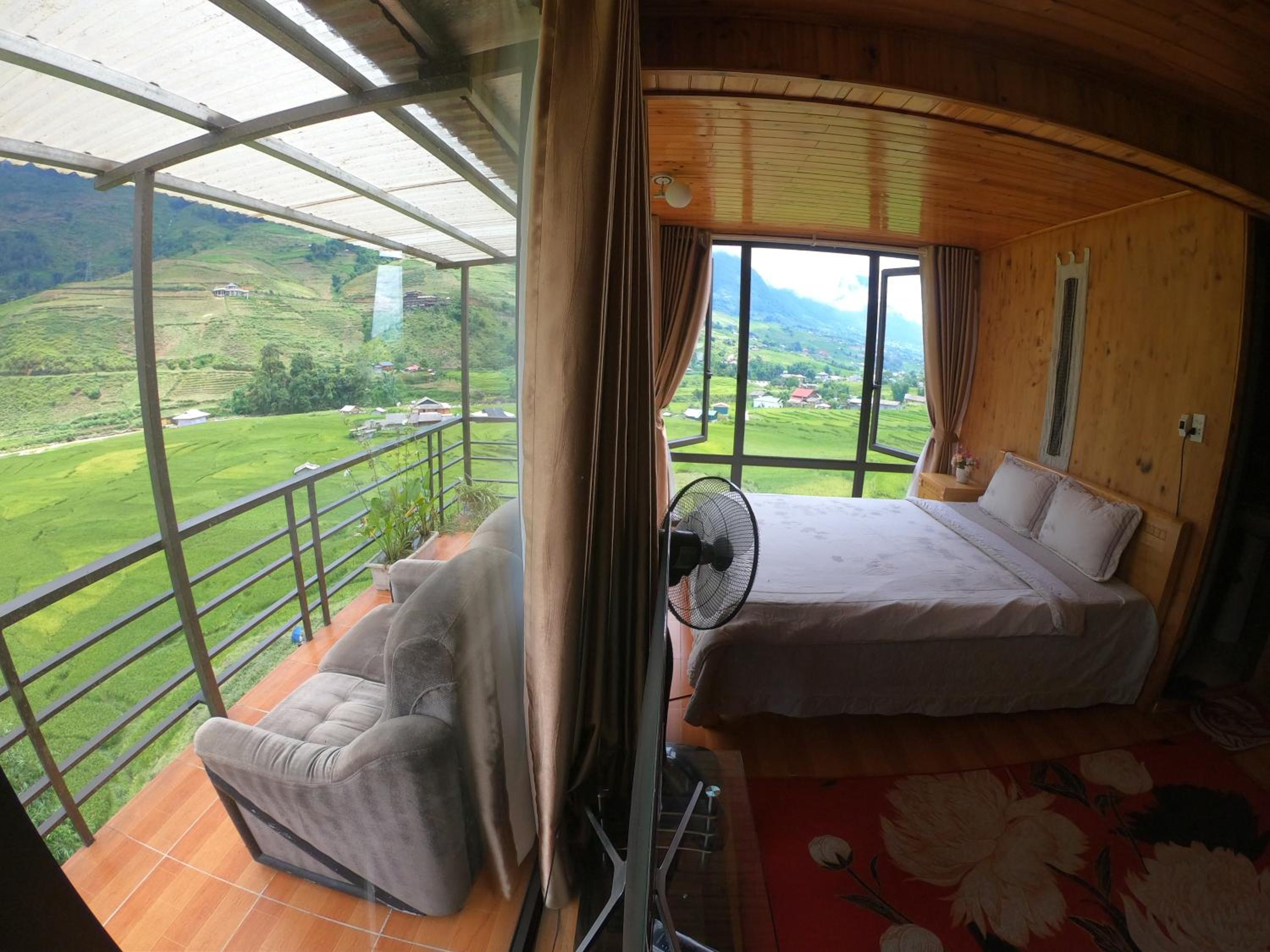 Deluxe Double Room with Balcony
