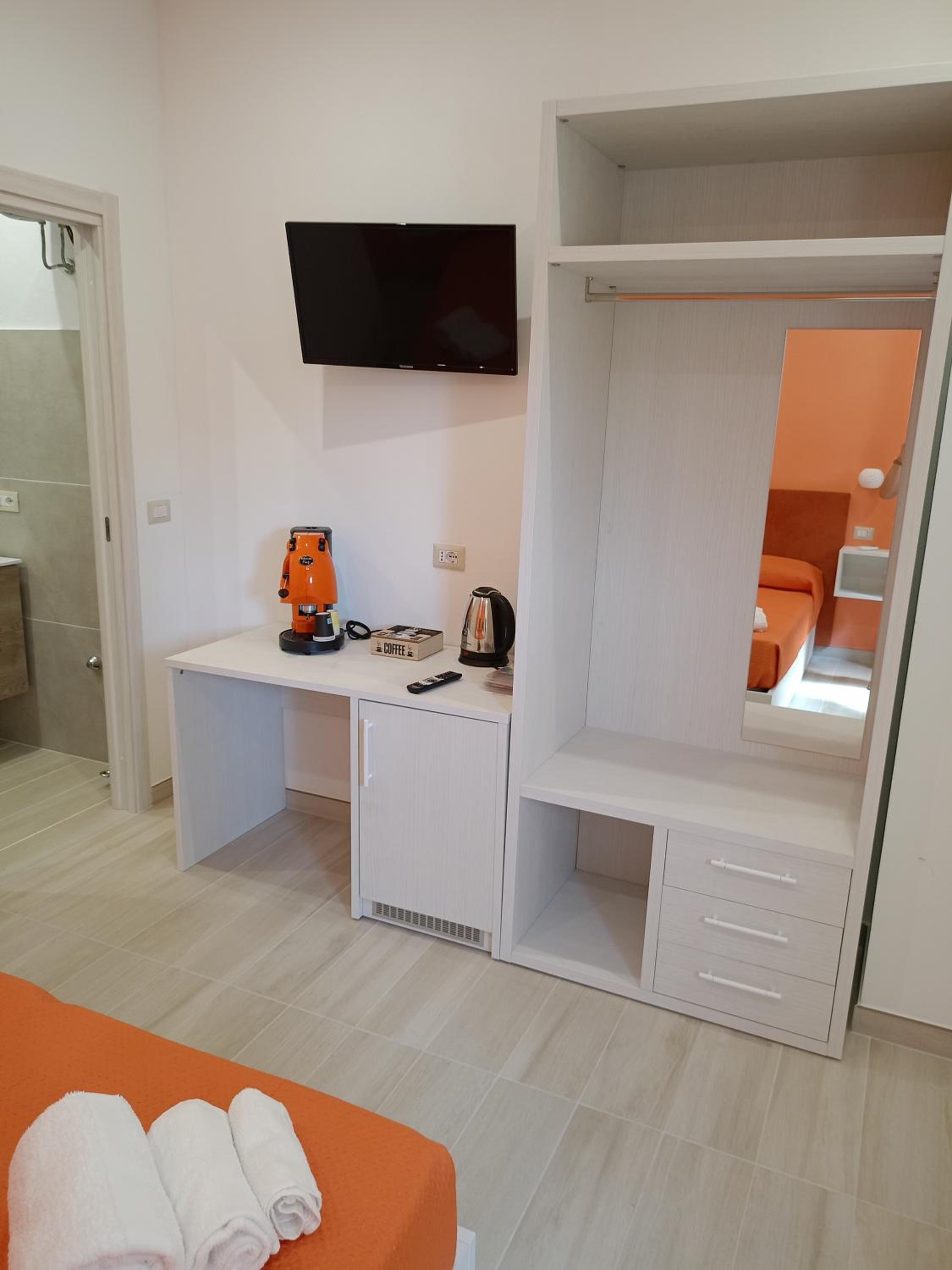 Triple Room - Photo 2