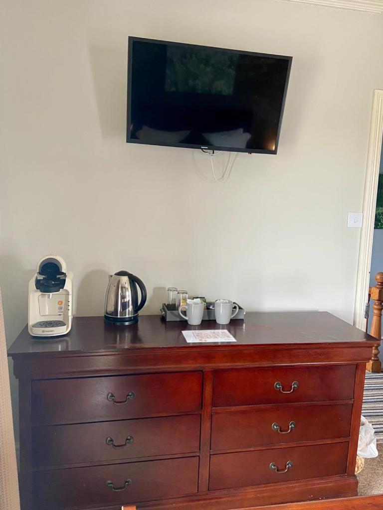 Deluxe King Room photo 2