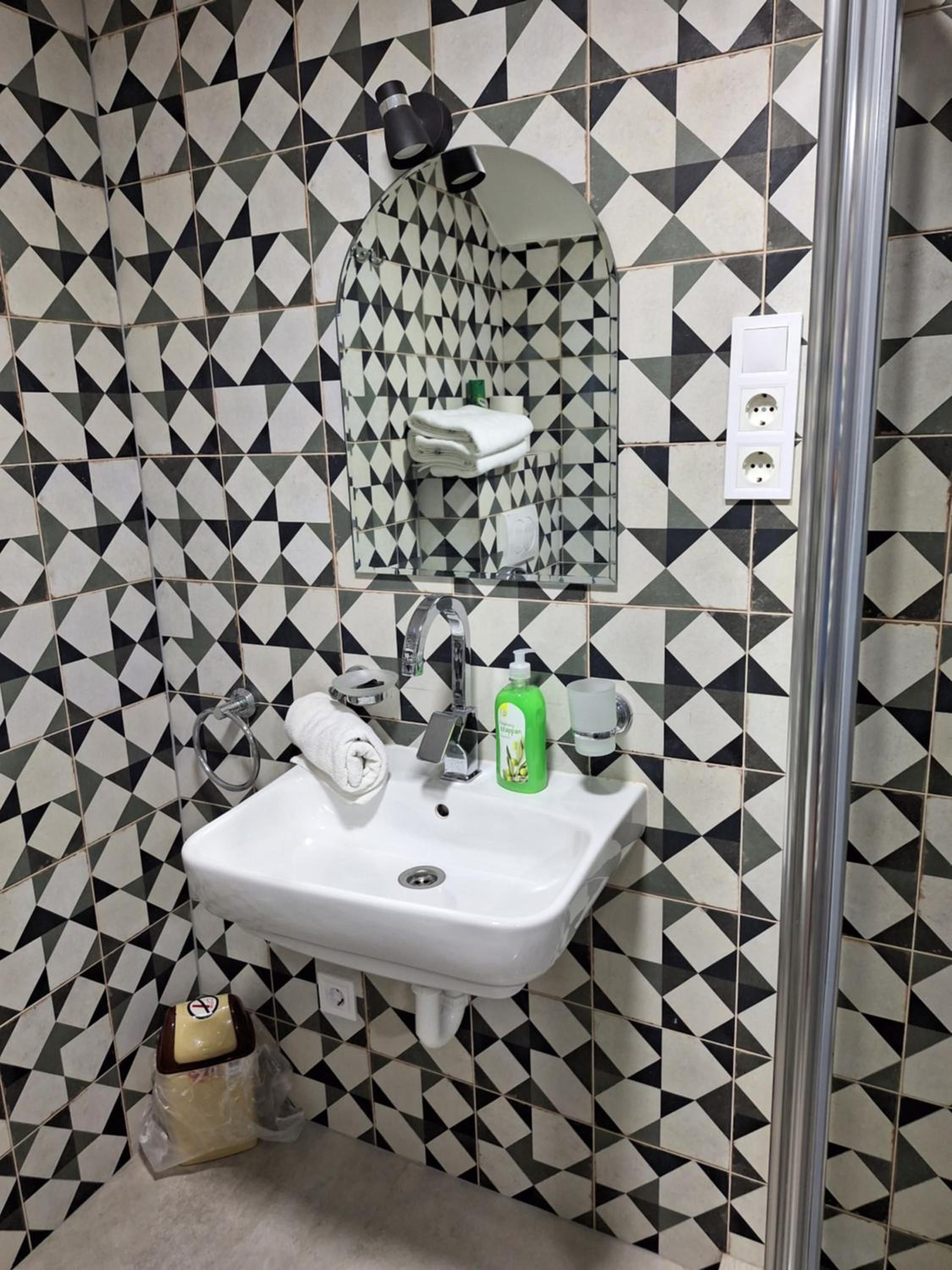 Apartment - Photo 8