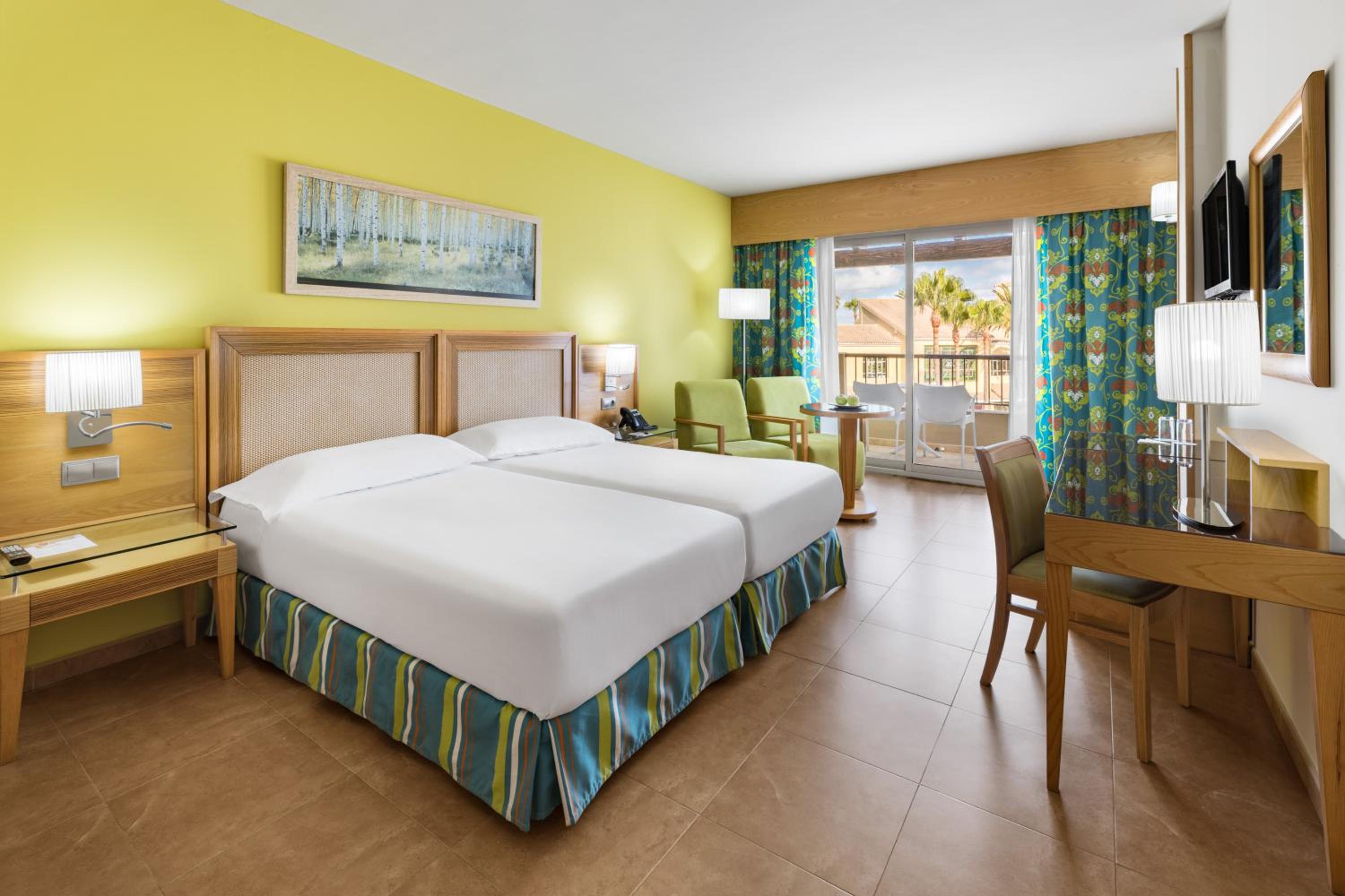 Double Room (1 Adult) photo 2
