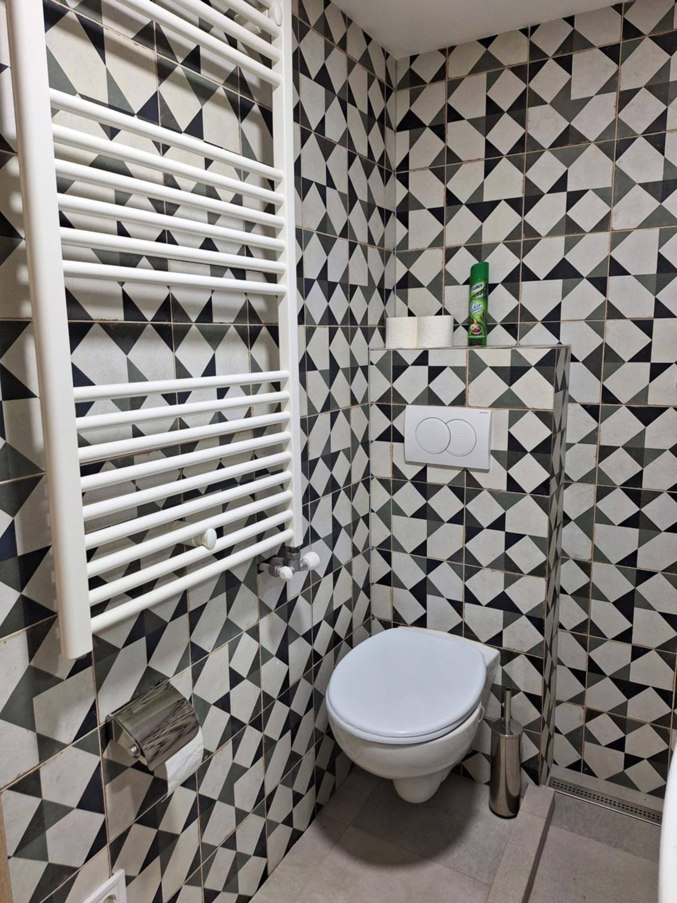 Studio Apartment - Photo 9