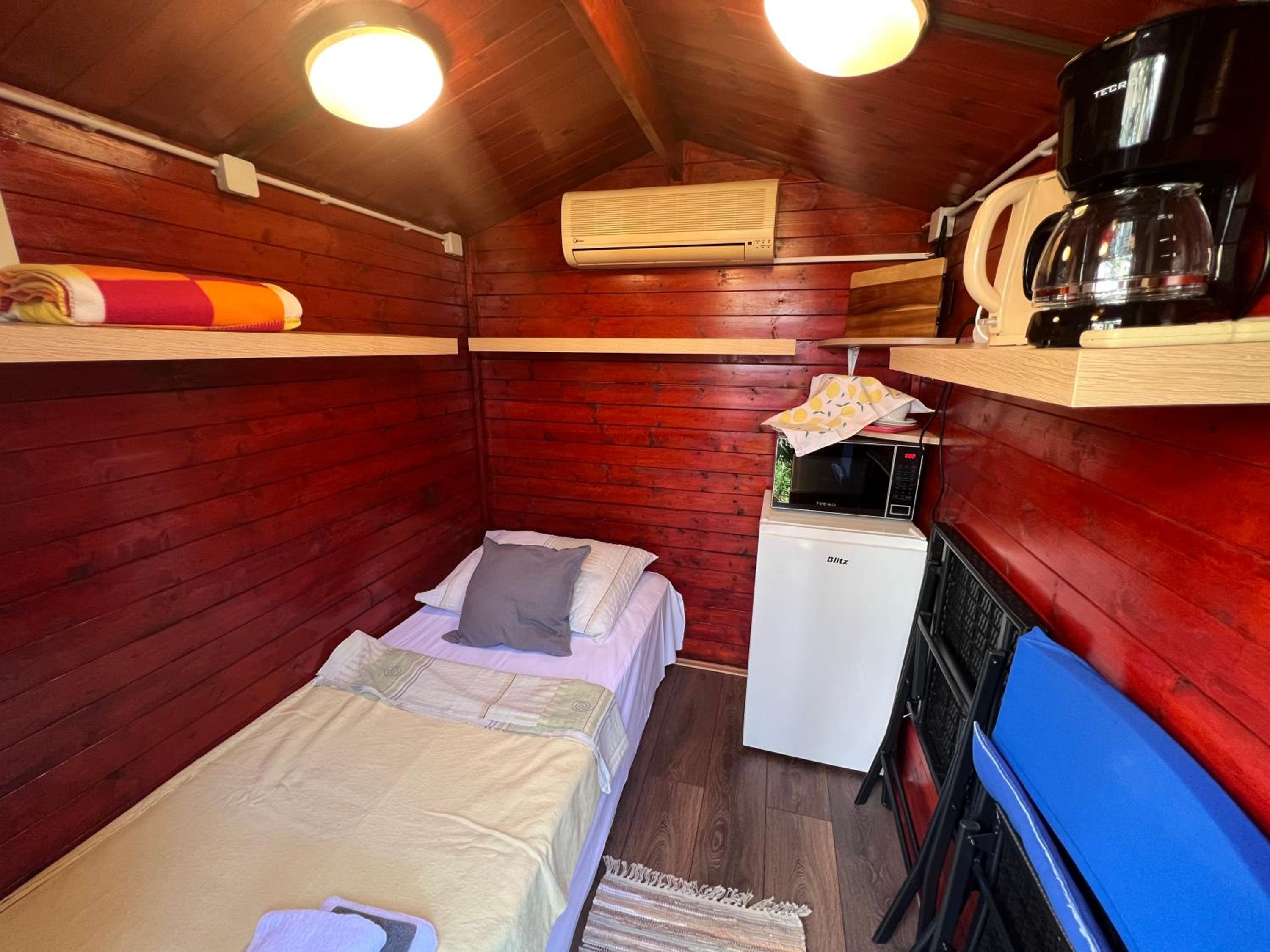 Mobile Home photo 1
