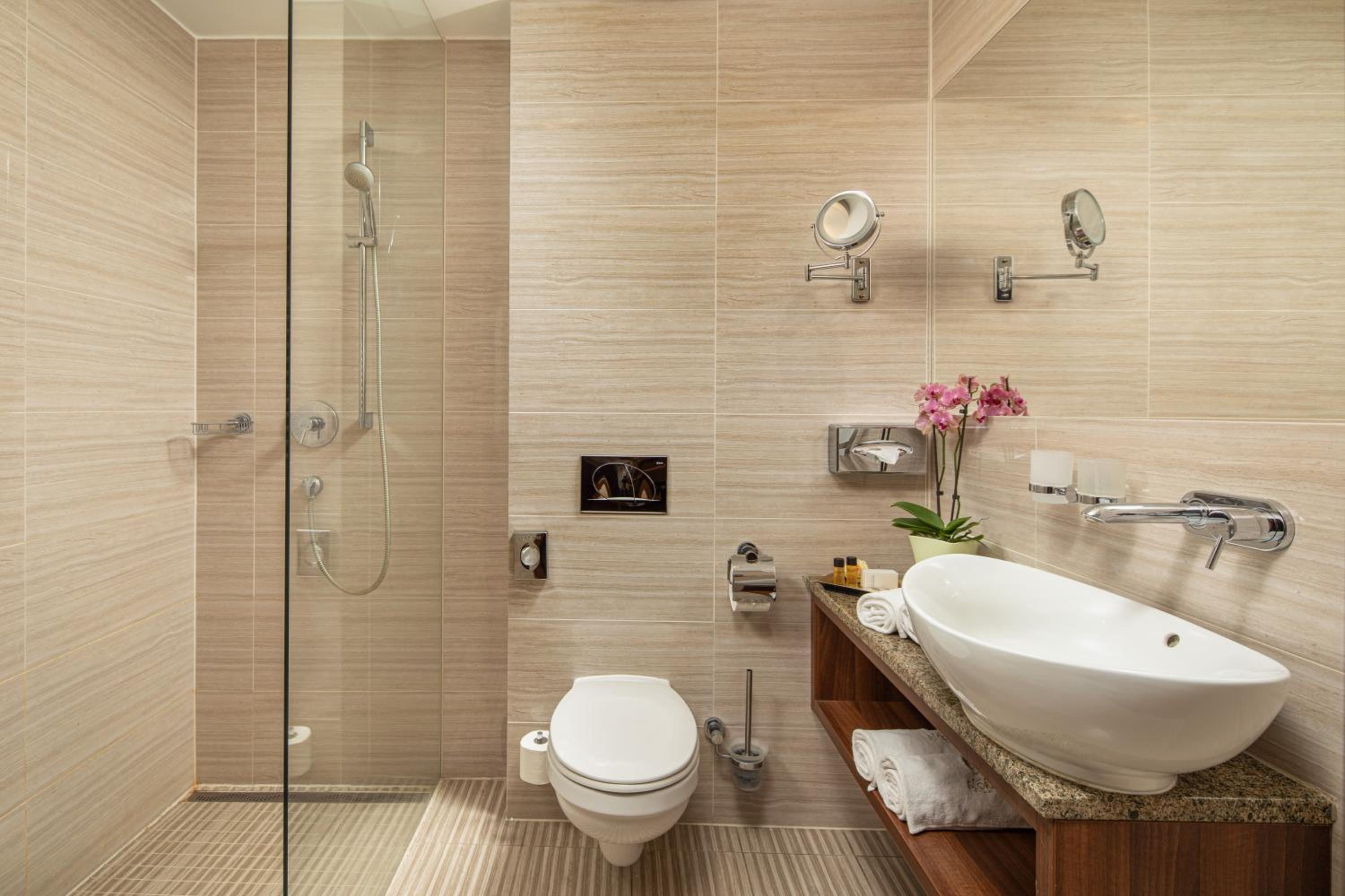 Standard Double or Twin Room photo 2
