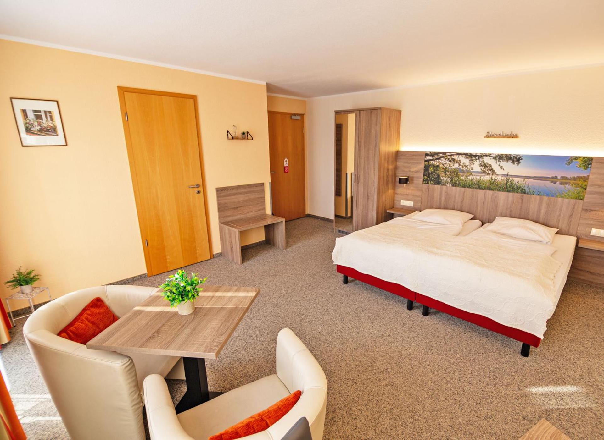 Standard Twin Room photo 3