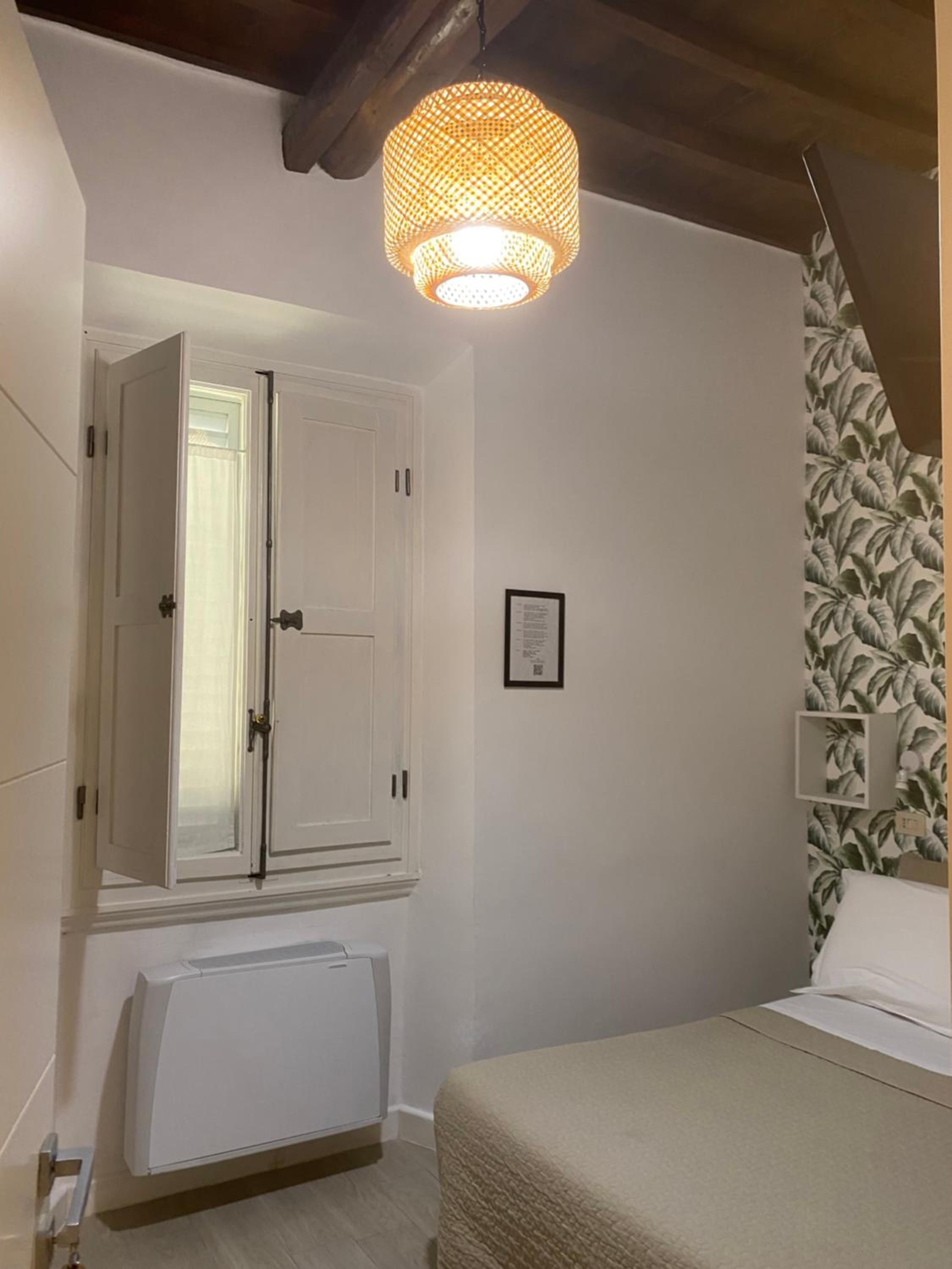 Double Room with Private External Bathroom photo 1